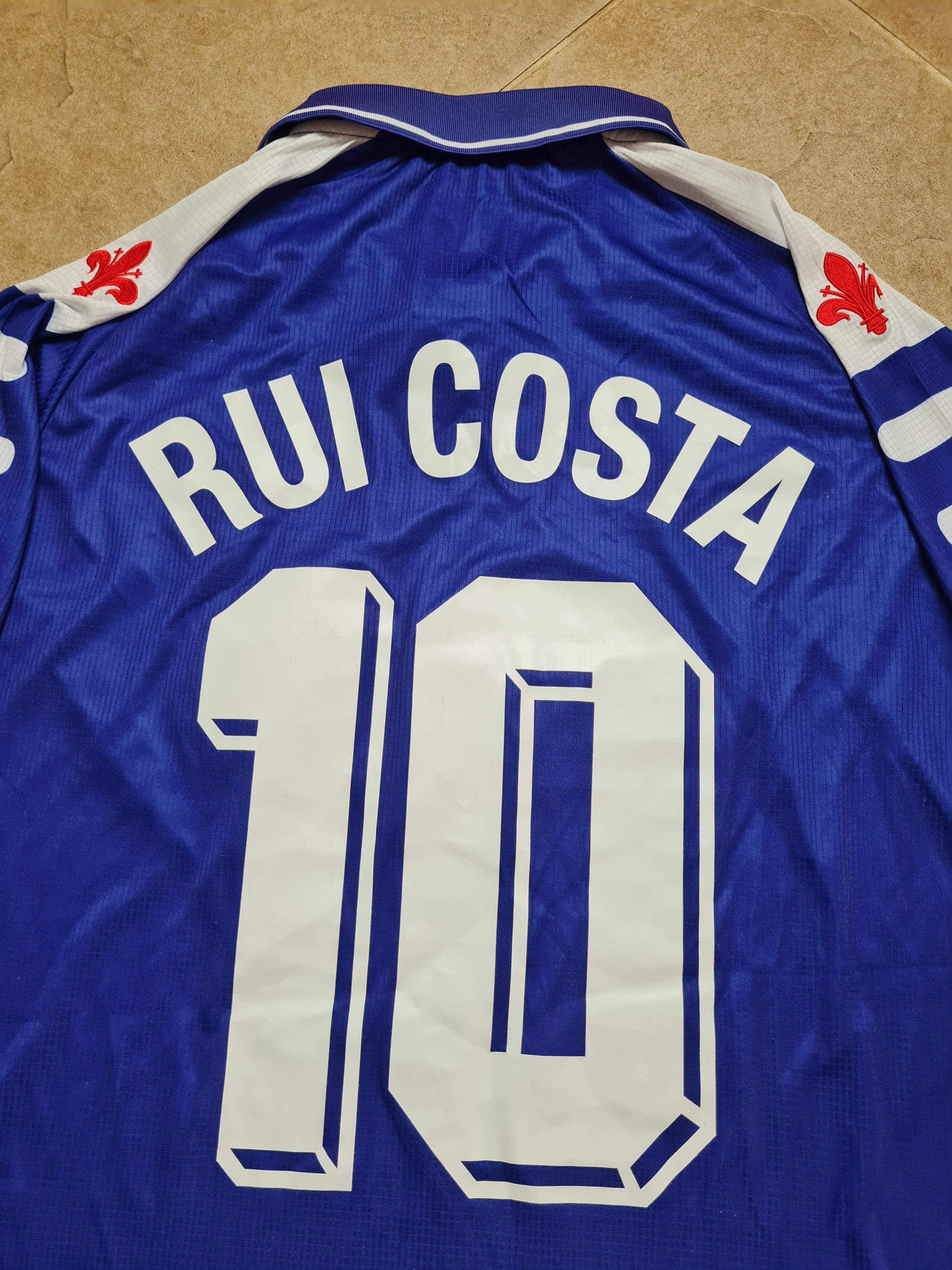Fila Rui Costa #10 Fiorentina 1998/99 Home Vintage Soccer Shirt Size US L / EU 52-54 / 3 - 7 Thumbnail