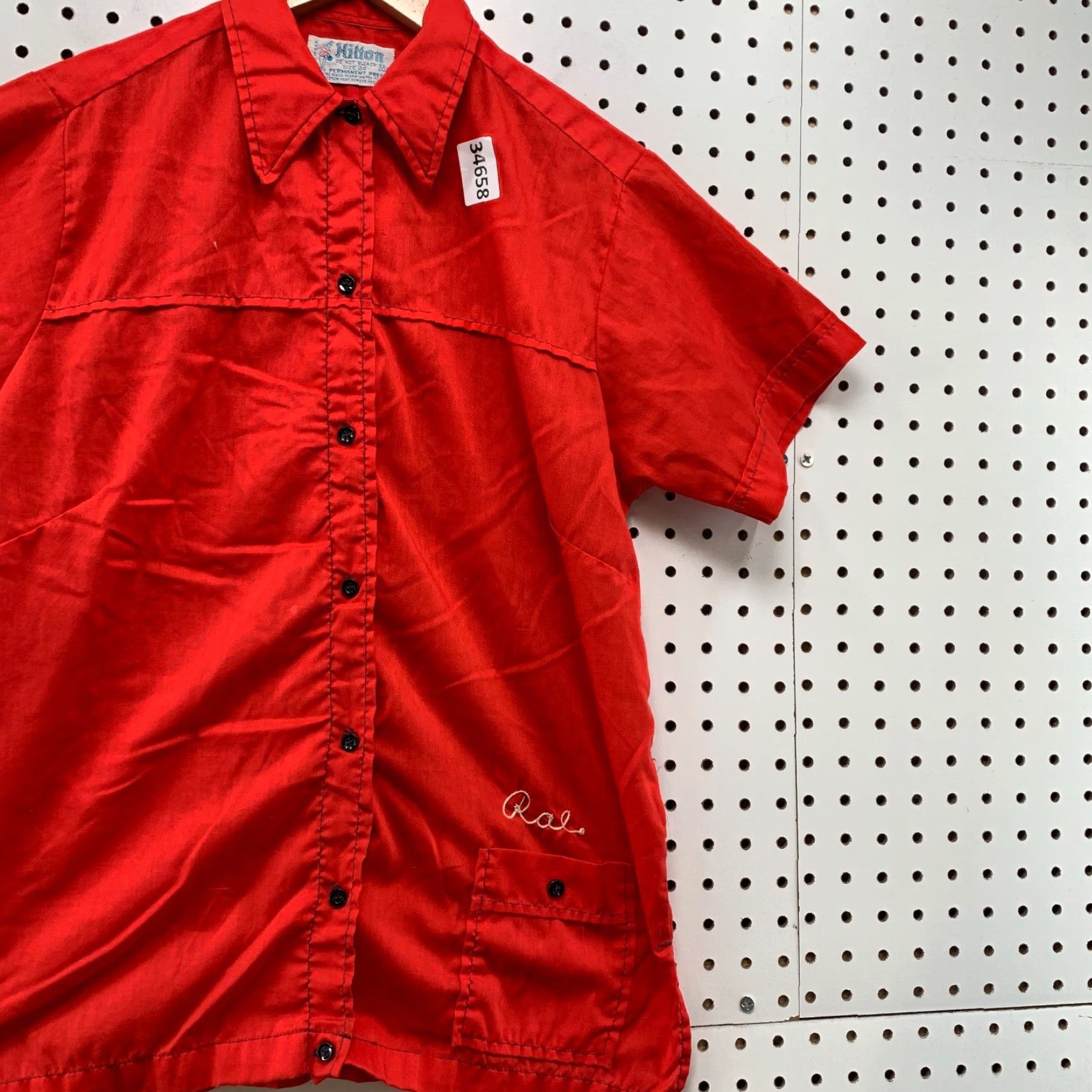 Vintage VINTAGE 60s Hilton Bowling Button-Up Shirt Mens Small Size 34 Red USA Retro Men Size US S / EU 44-46 / 1 - 5 Thumbnail