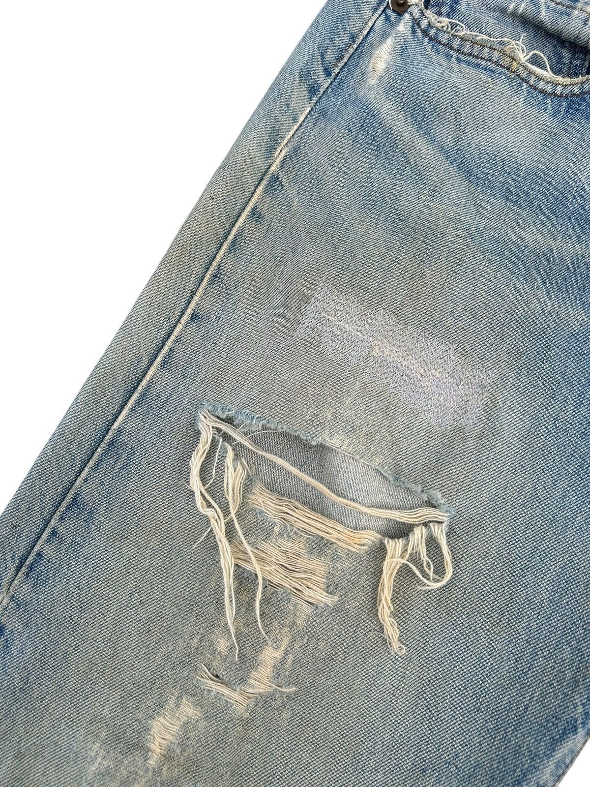 Levi's Vintage Clothing 80's THRASHED Levi's 555 Reconstructed Repair Denim Size US 30 / EU 46 - 4 Thumbnail