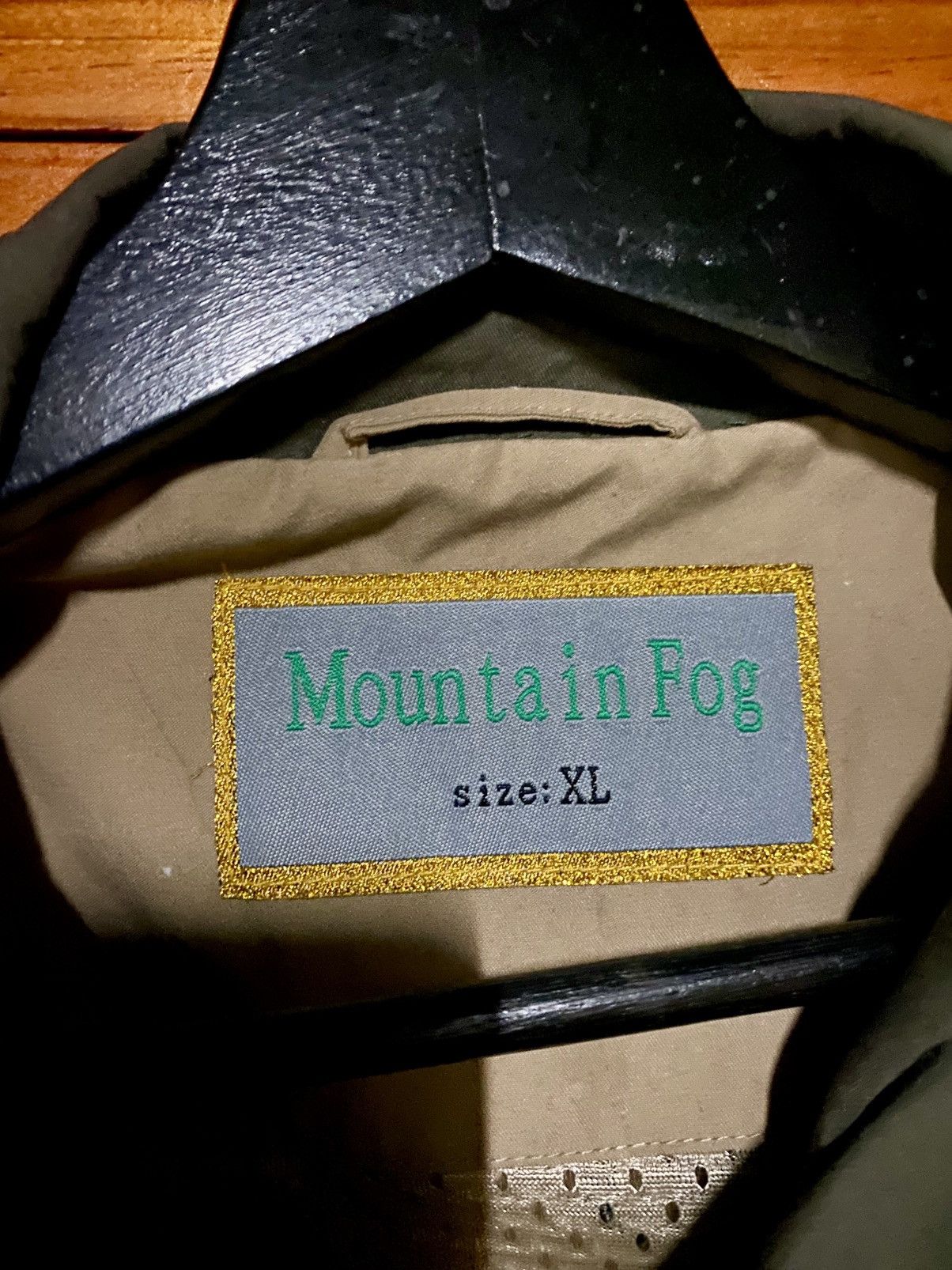 Vintage Vintage Mountain Fog Coach Jacket 90s Beige Windbreaker Size US XL / EU 56 / 4 - 6 Thumbnail