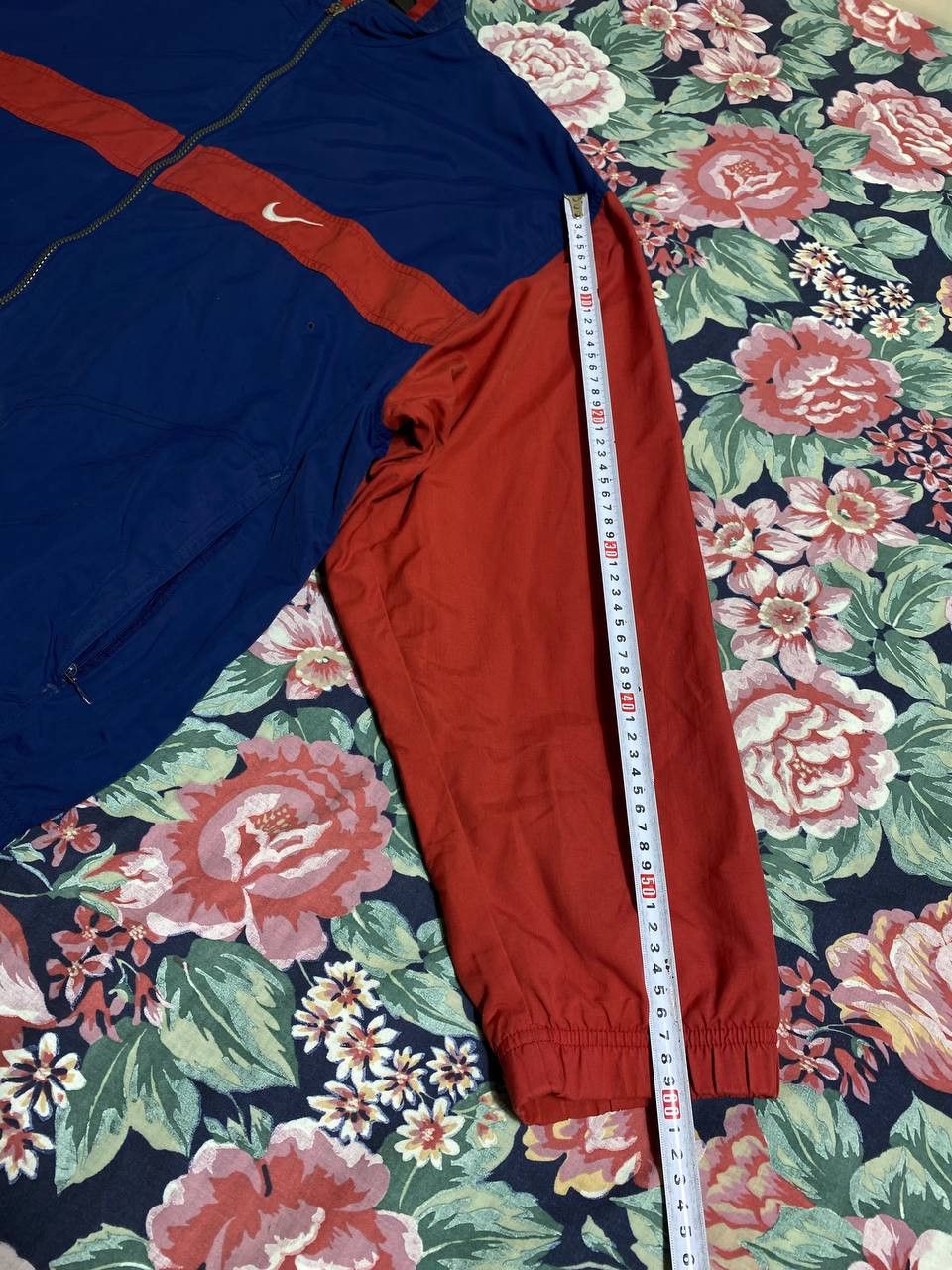 Nike × Vintage 90s Nike Swoosh Vintage Y2K Oversized Windbreaker Jacket Size US L / EU 52-54 / 3 - 10 Thumbnail