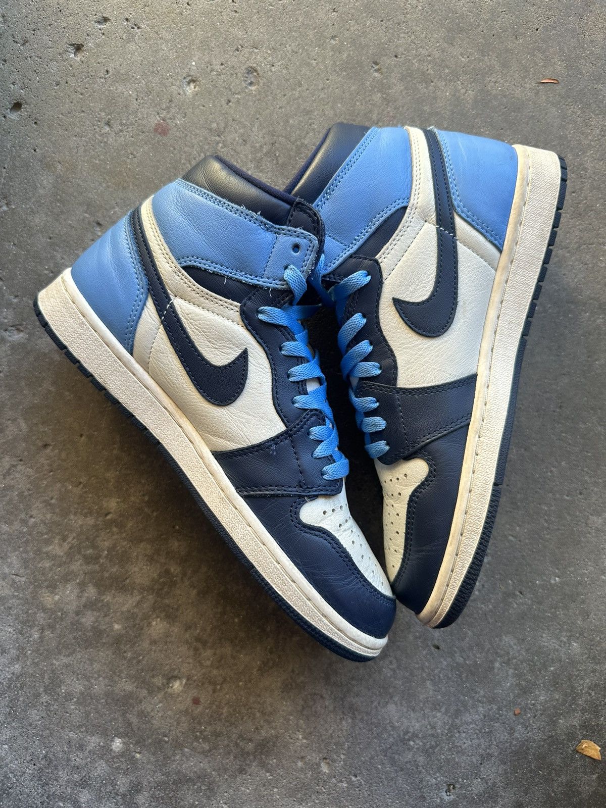 Jordan Brand Nike Air Jordan 1 Retro High OG Obsidian size 8 Size US 8 / EU 41 - 2 Thumbnail