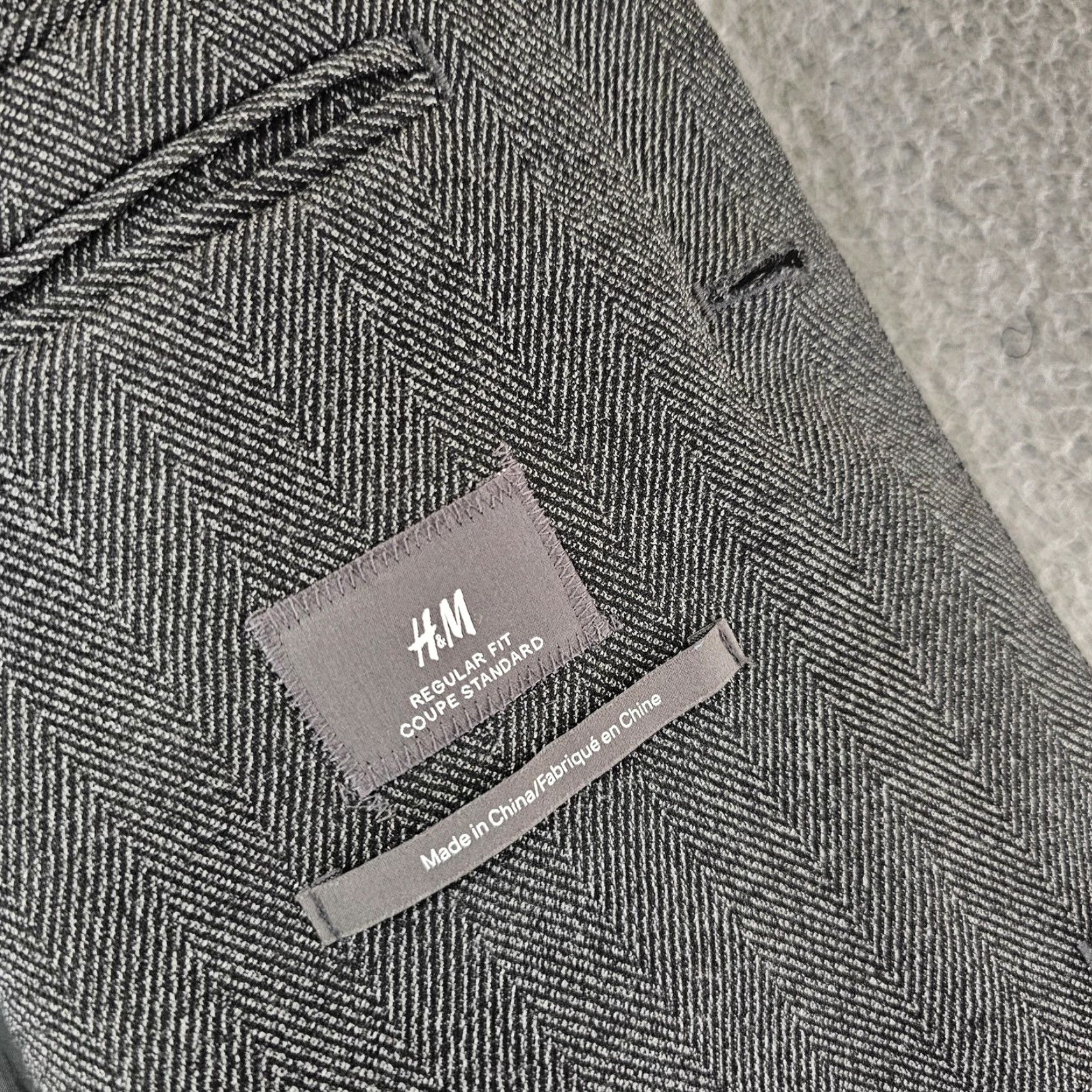 H&M H&M Blazer Sport Coat Mens S Gray Herringbone Tweed Regular Fit Jacket Size 36R - 3 Thumbnail