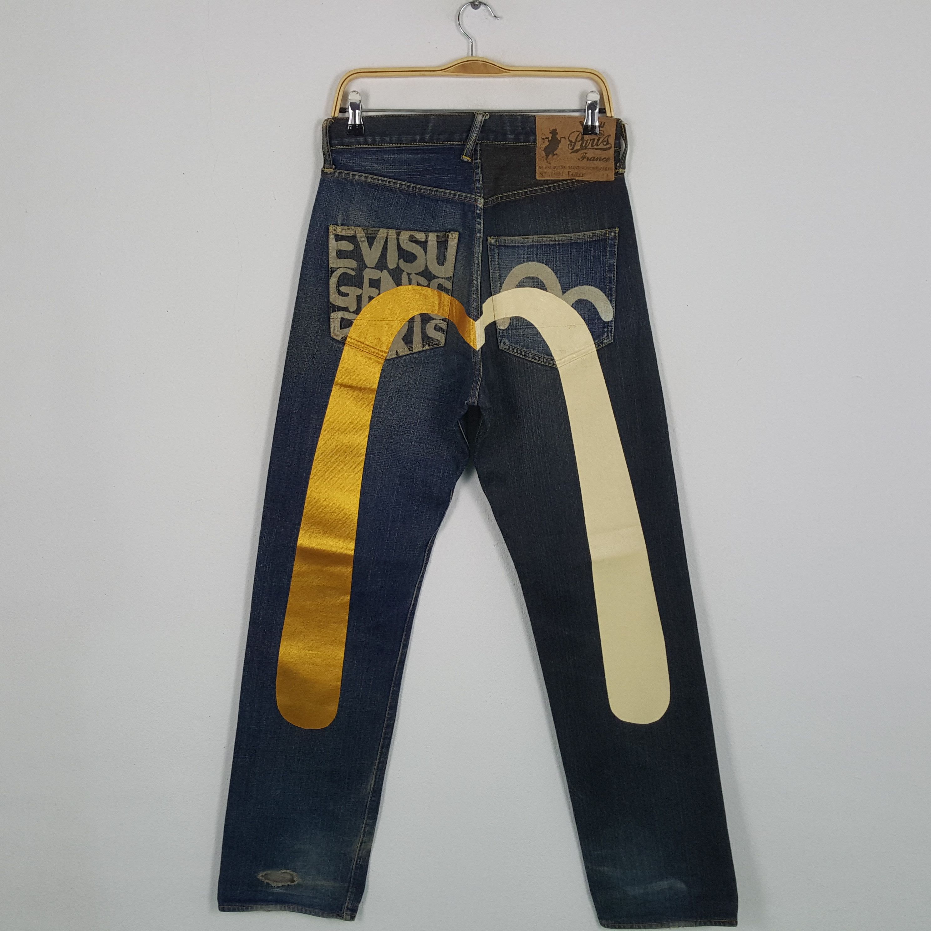 Evisu × Japanese Brand × Vintage Vintage EVISU Japanese Brand Daicock Custom Distressed Jeans Size US 29 - 1 Thumbnail