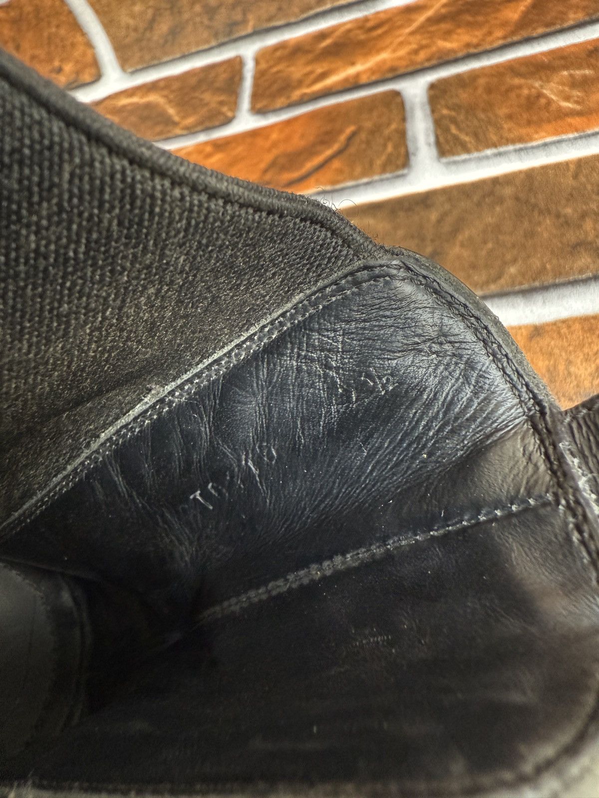 Louis Vuitton 🔥🔥 officer Chelsea boots Size US 8.5 / EU 41-42 - 7 Thumbnail