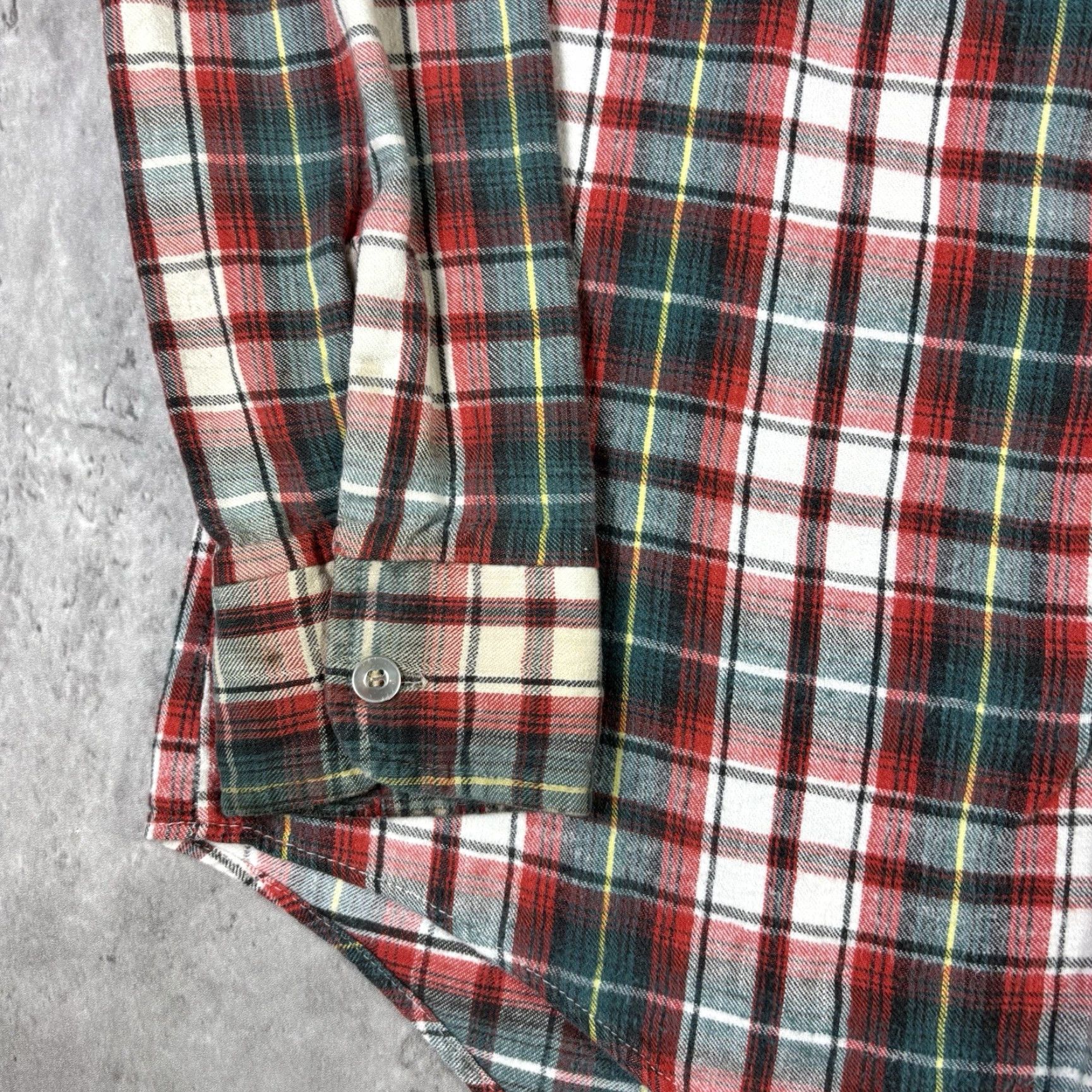 Vintage VINTAGE Dambly Shirt Button Up Flannel Plaid Red M 90s Size US M / EU 48-50 / 2 - 8 Thumbnail