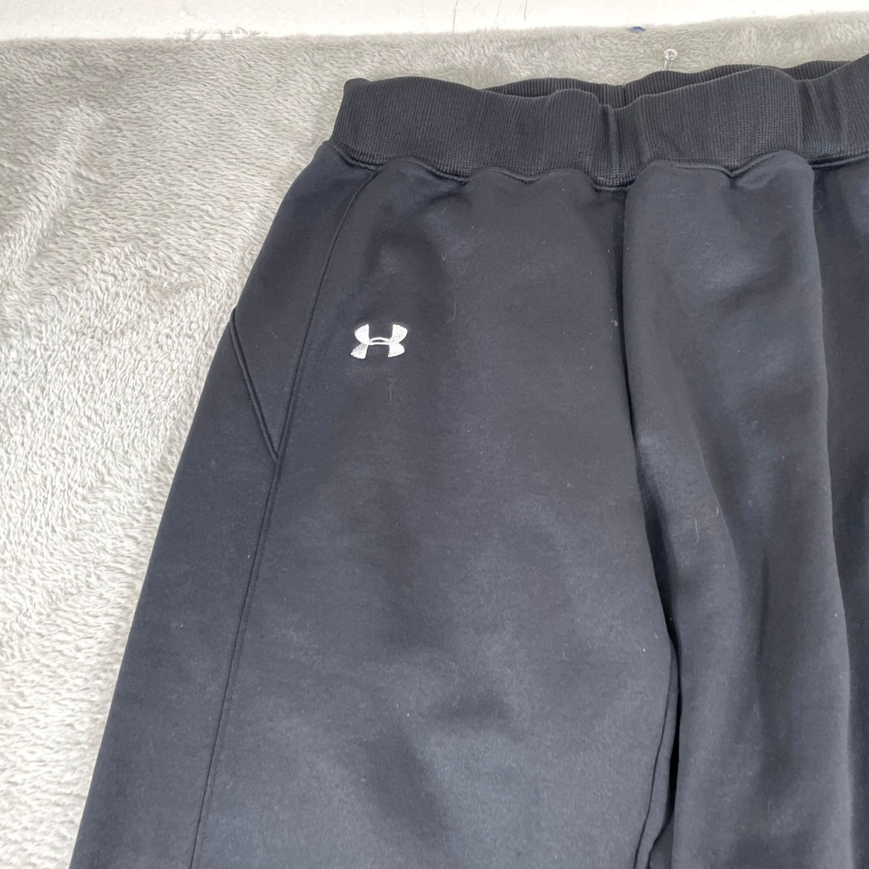 Under Armour VINTAGE Under Armour Sweatpants Womens M Black Fleece Joggers Activewear Gym Size 42" / US 20 - 3 Thumbnail