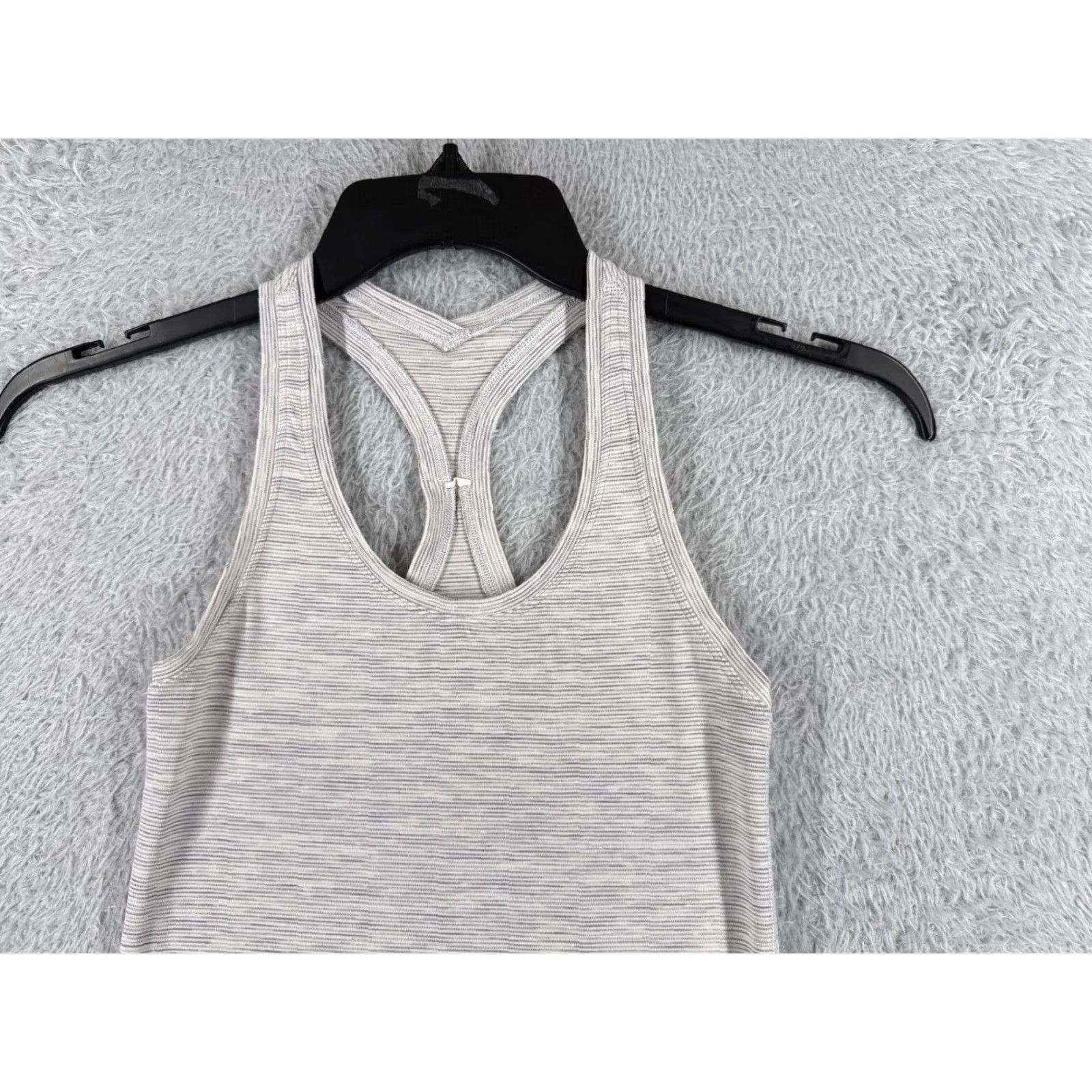 Lululemon Lululemon Shirt Women 2 Gray Stripe Racerback Light Luon Fabric Size XS / US 0-2 / IT 36-38 - 4 Thumbnail