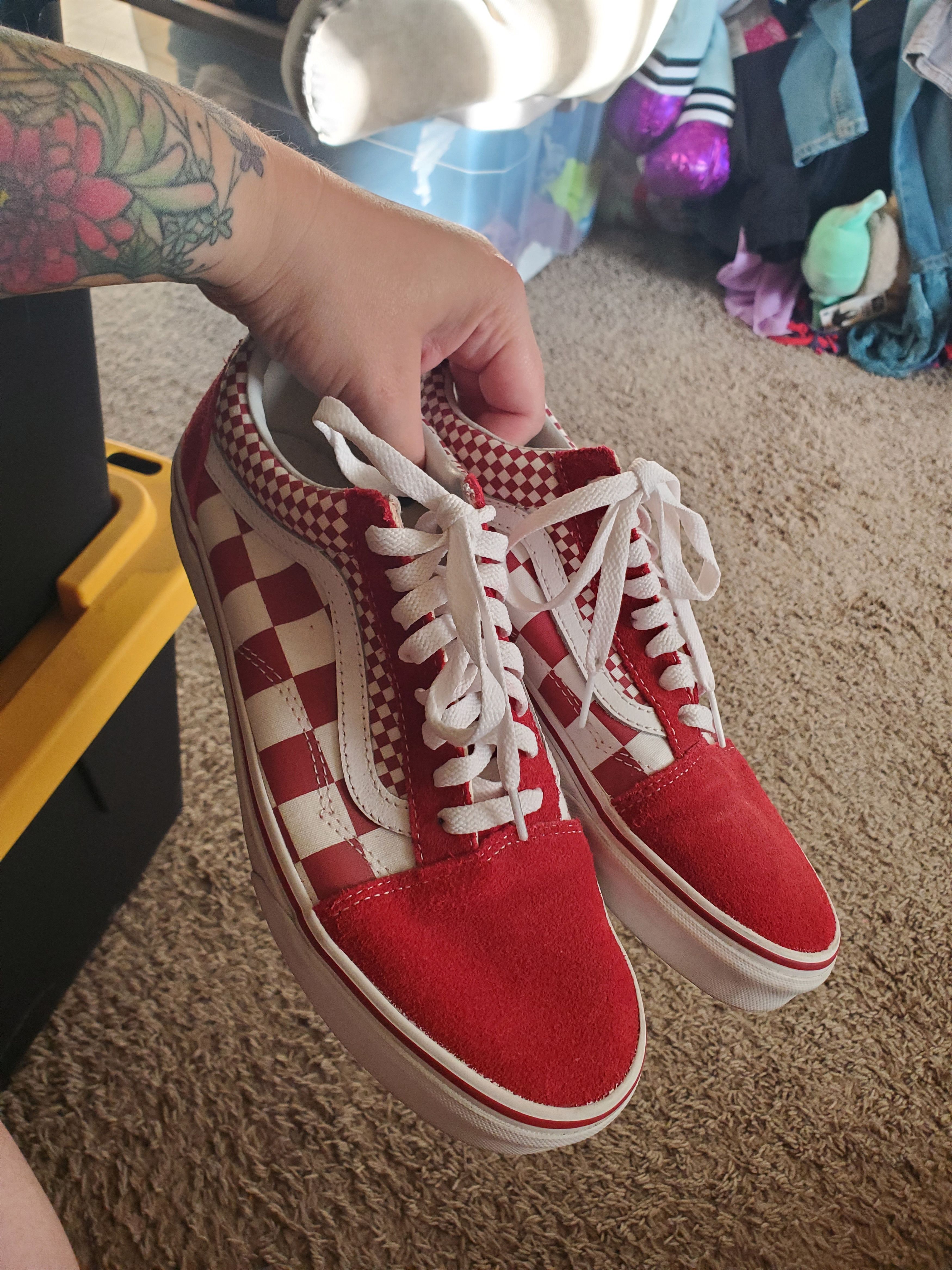 Vans Red + White Old Skool Checkerboard Shoes (M8.5/W10) Size US 8.5 / EU 41-42 - 2 Thumbnail
