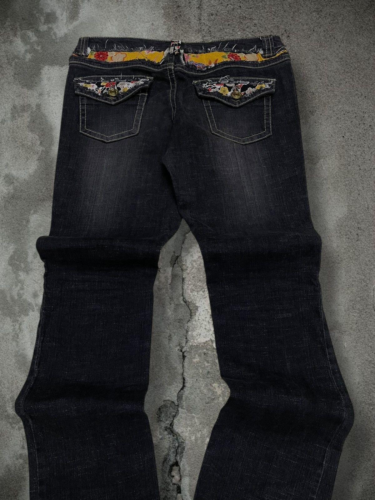 Japanese Brand Vintage 1990s Japan Designer Carouge Small Flared Denim Size US 32 / EU 48 - 13 Thumbnail