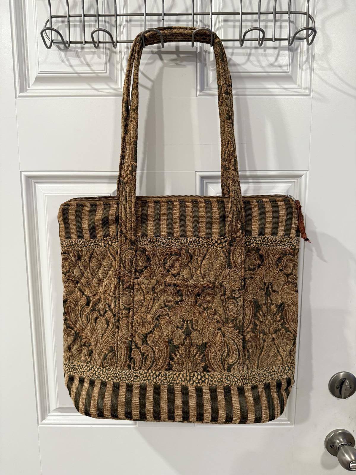 Designer Jennifer Taylor Tapestry Brocade Brown Quilted Purse Size ONE SIZE - 2 Thumbnail