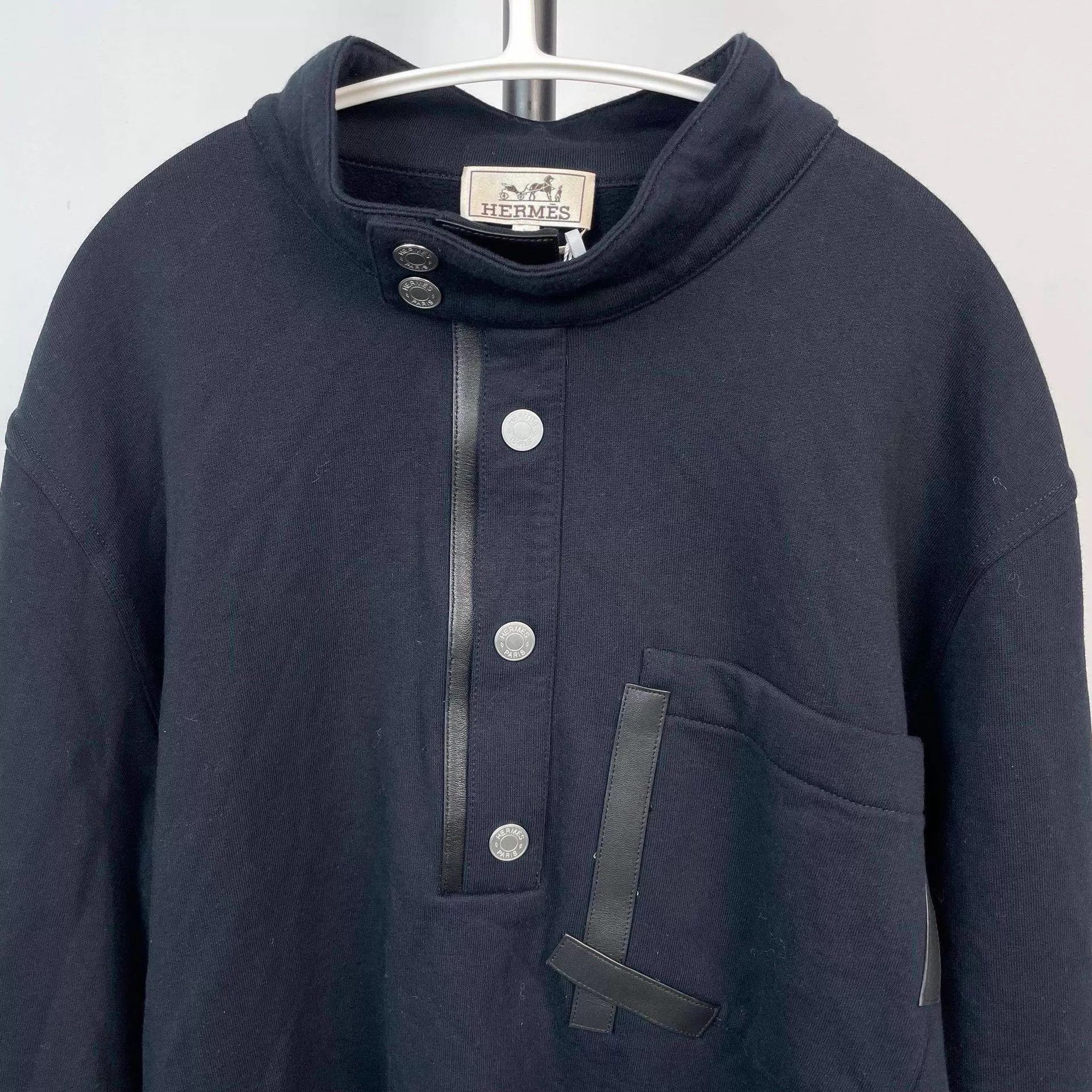 Hermes Hermes sweatshirt L Size US L / EU 52-54 / 3 - 4 Thumbnail