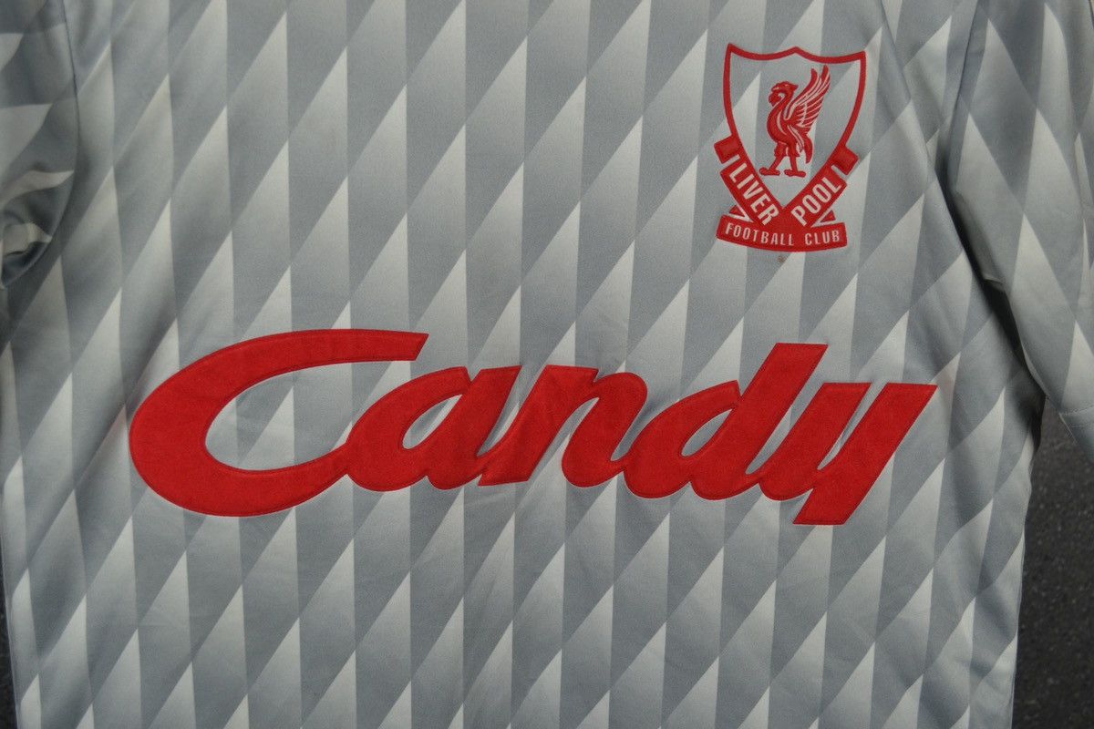 Vintage Liverpool 1991 Away Football Shirt Retro Soccer Jersey Size US S / EU 44-46 / 1 - 4 Thumbnail