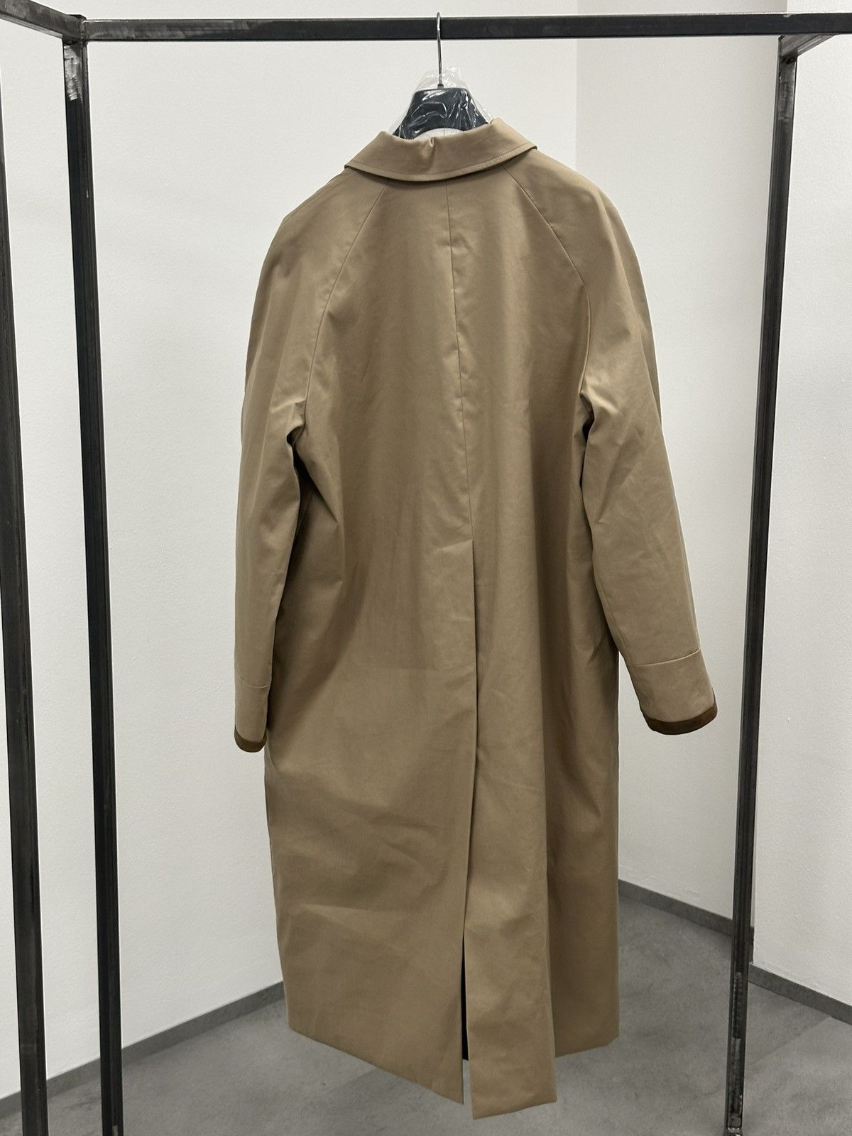 Fendi Trenche Fendi Size US S / EU 44-46 / 1 - 4 Thumbnail