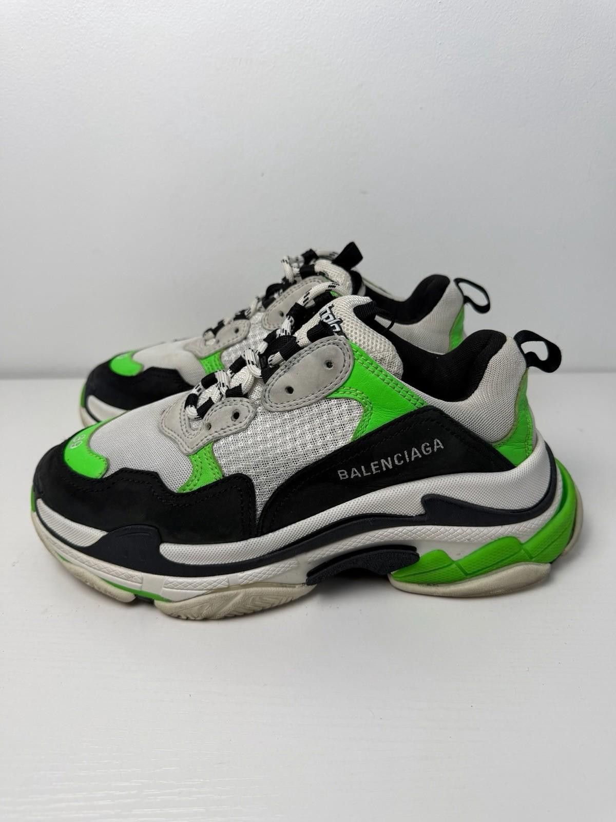 Balenciaga Balenciaga Triple S Mesh & Leather Sneaker Neon Green SZ 9 Size US 9 / IT 39 - 3 Thumbnail