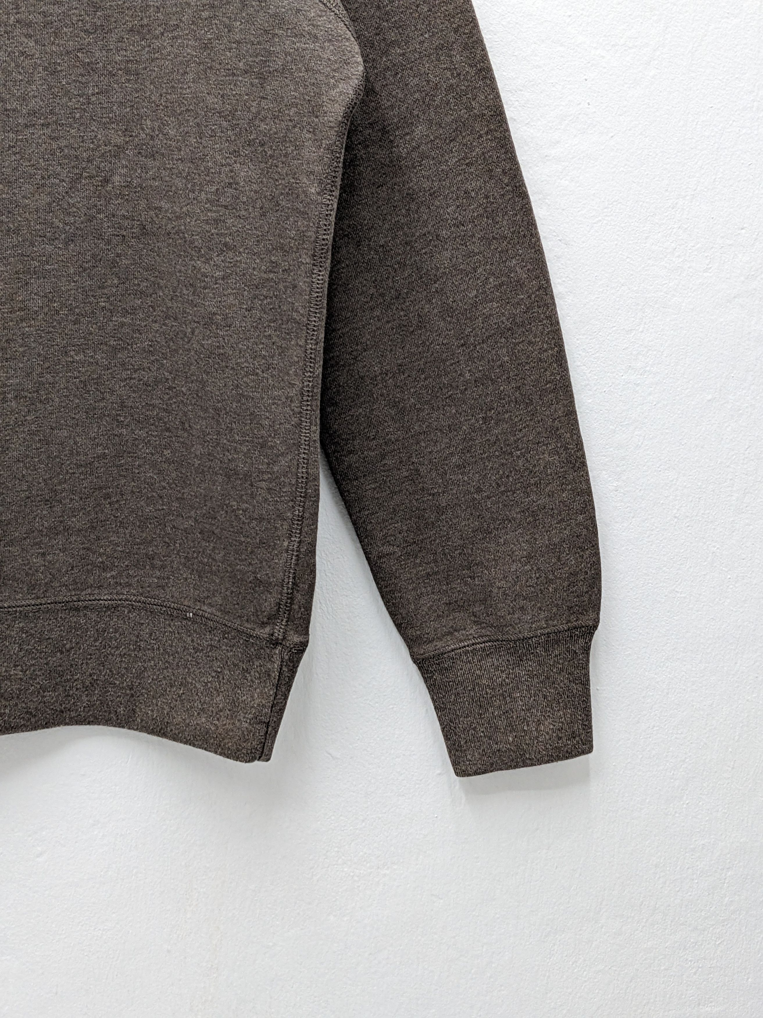 Japanese Brand Japanese Brand UNIQLO Sweatshirt Size US L / EU 52-54 / 3 - 3 Thumbnail