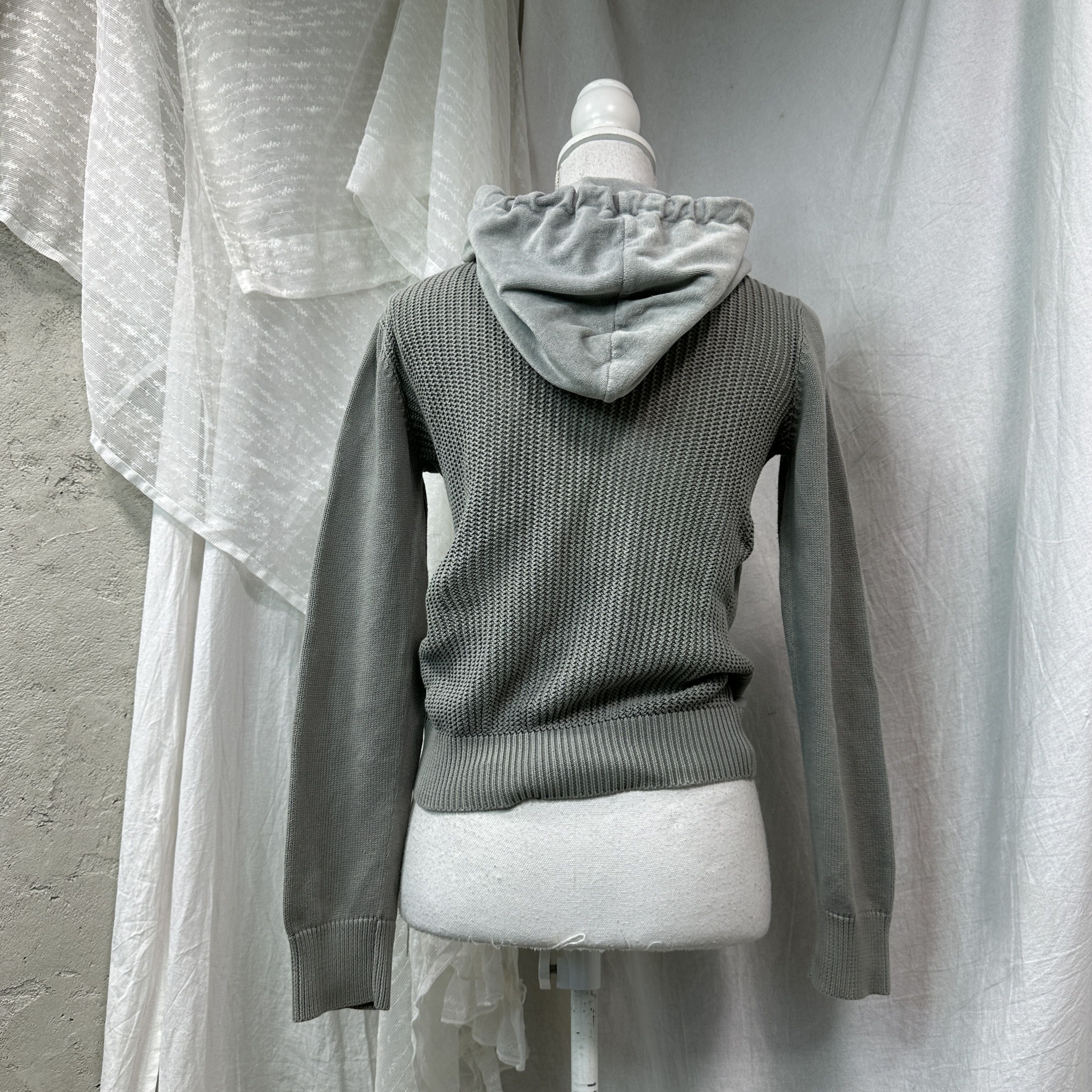Emporio Armani Vintage Streetwear Old Money Emporio Armani Hoodie Y2K Size US S / EU 44-46 / 1 - 7 Thumbnail