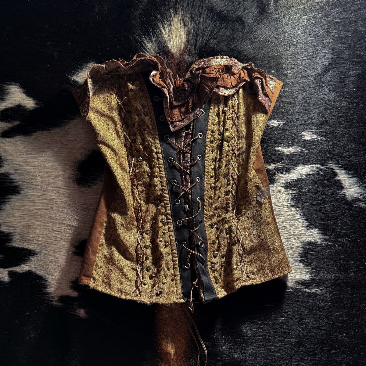Morgan de Toi Detailed Lace Up Corset