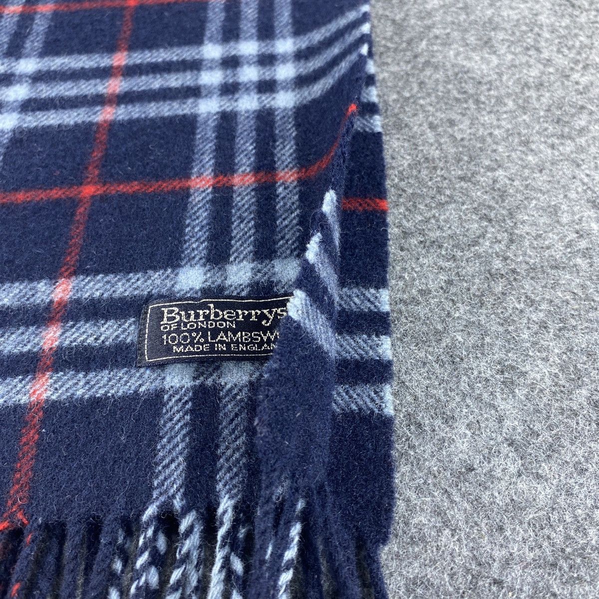 Burberry × Vintage Burberrys Scarf # Muffler # Neckwear # D671 Size ONE SIZE - 4 Thumbnail