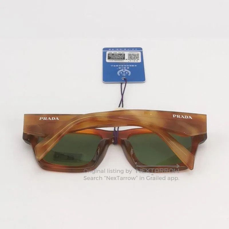 Prada Prada Square Framed Logo Sunglasses. Size ONE SIZE - 1 Thumbnail