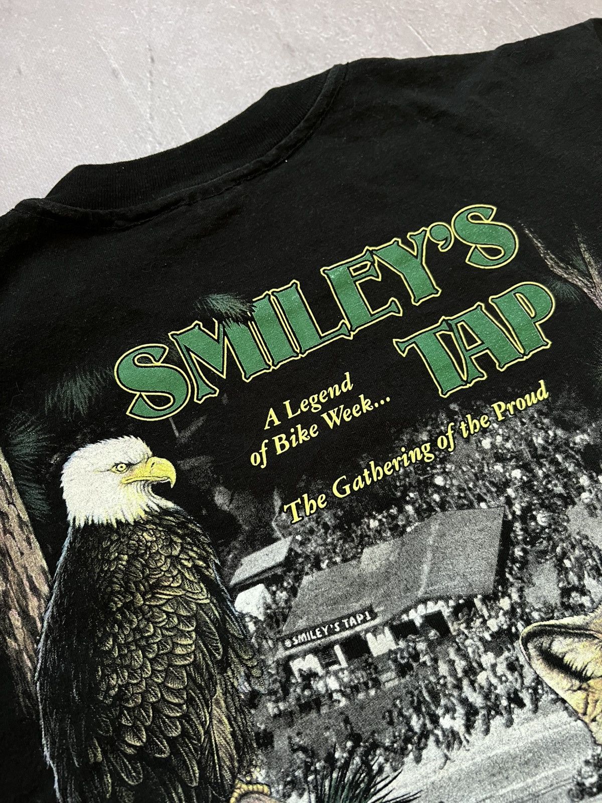 Other Vintage Smileys Tap 1997 Daytona T-Shirt Size L Size US L / EU 52-54 / 3 - 9 Thumbnail