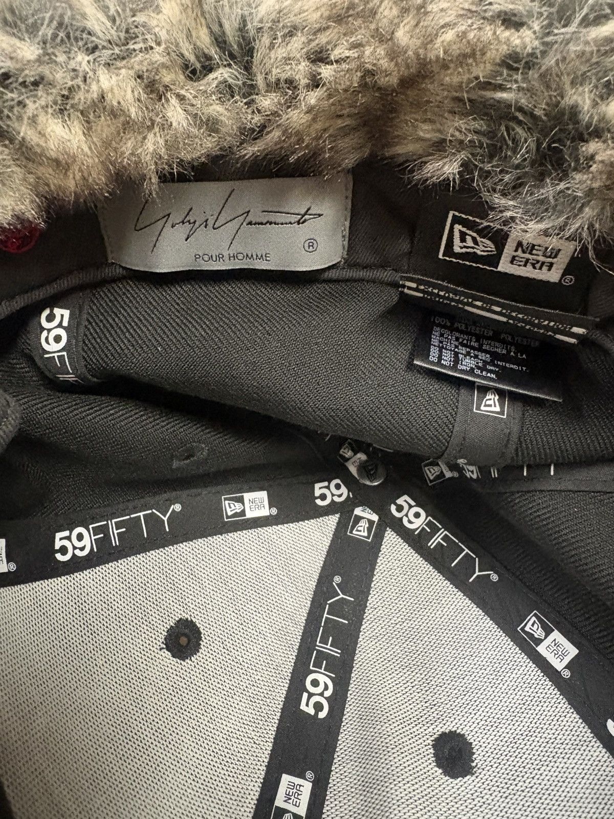 New Era × Yohji Yamamoto Yohji Yamamoto Fur Trim Fitted Cap Size ONE SIZE - 5 Thumbnail
