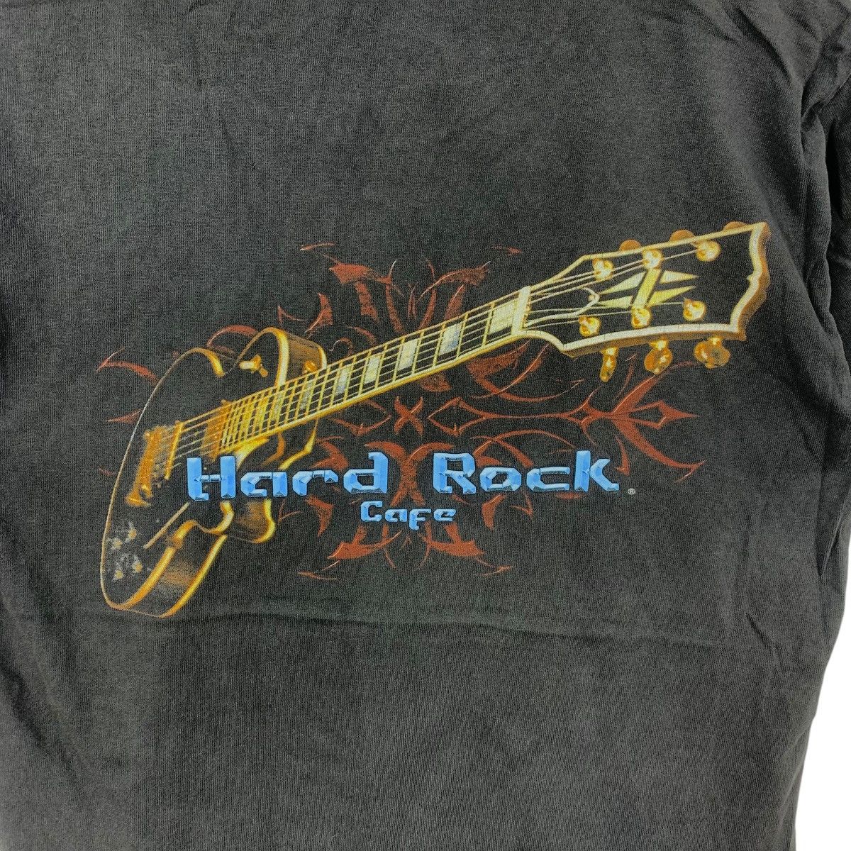 Hard Rock Cafe Vintage HARD ROCK CAFE Honolulu Hawaii Guitar Tee Shirt Size S / US 4 / IT 40 - 2 Thumbnail