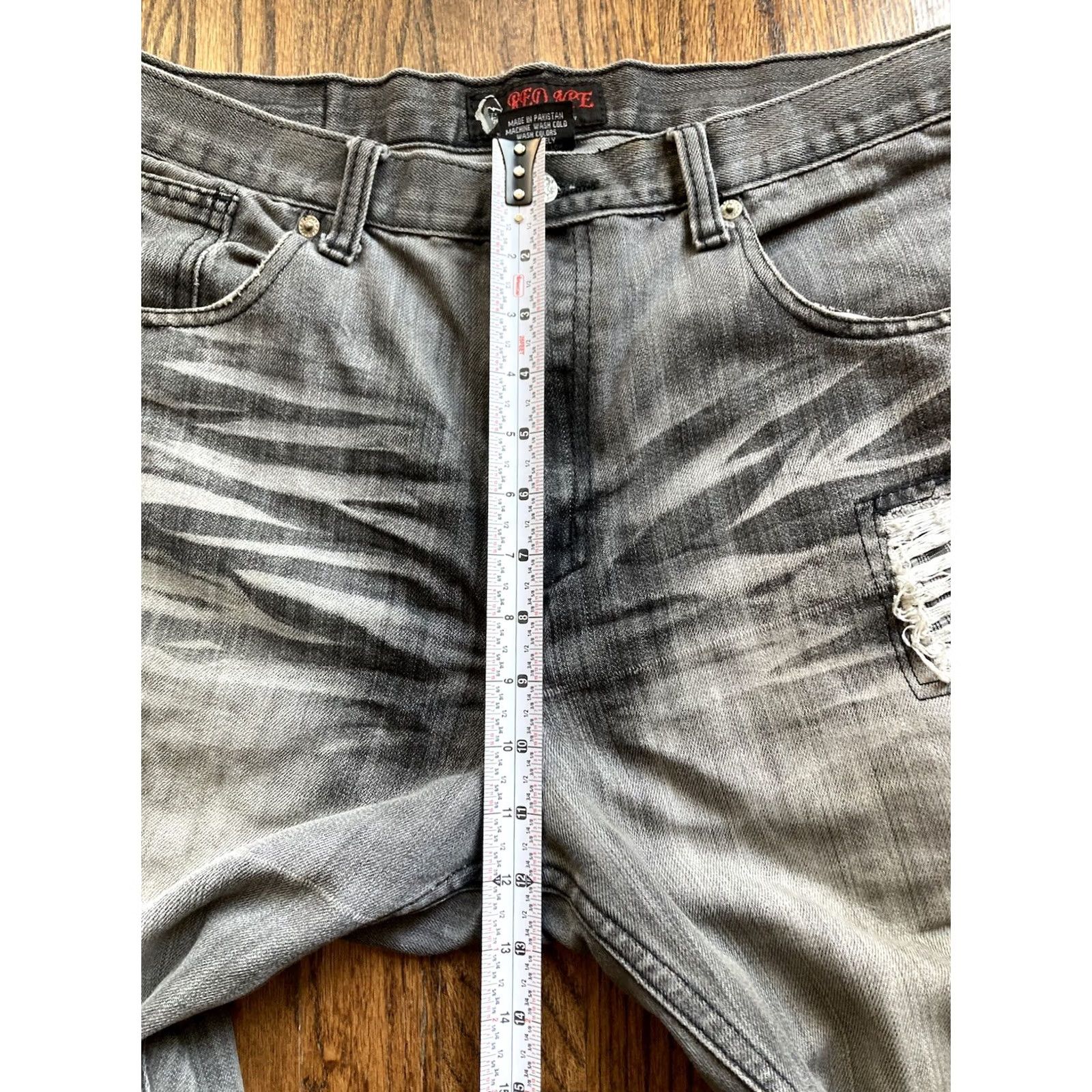 Vintage VINTAGE Red Ape Jeans Mens 36x32 Gray Denim Jeans 90s Gothic Grunge Cross Embroidered Baggy Straight Relaxed Regular Mens Size US 36 / EU 52 - 6 Thumbnail