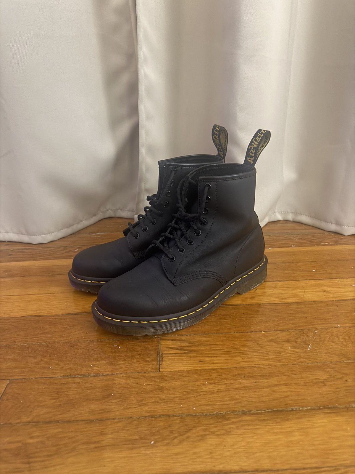 Dr. Martens Doc Martens 1460 Size US 8 / EU 41 - 1 Thumbnail