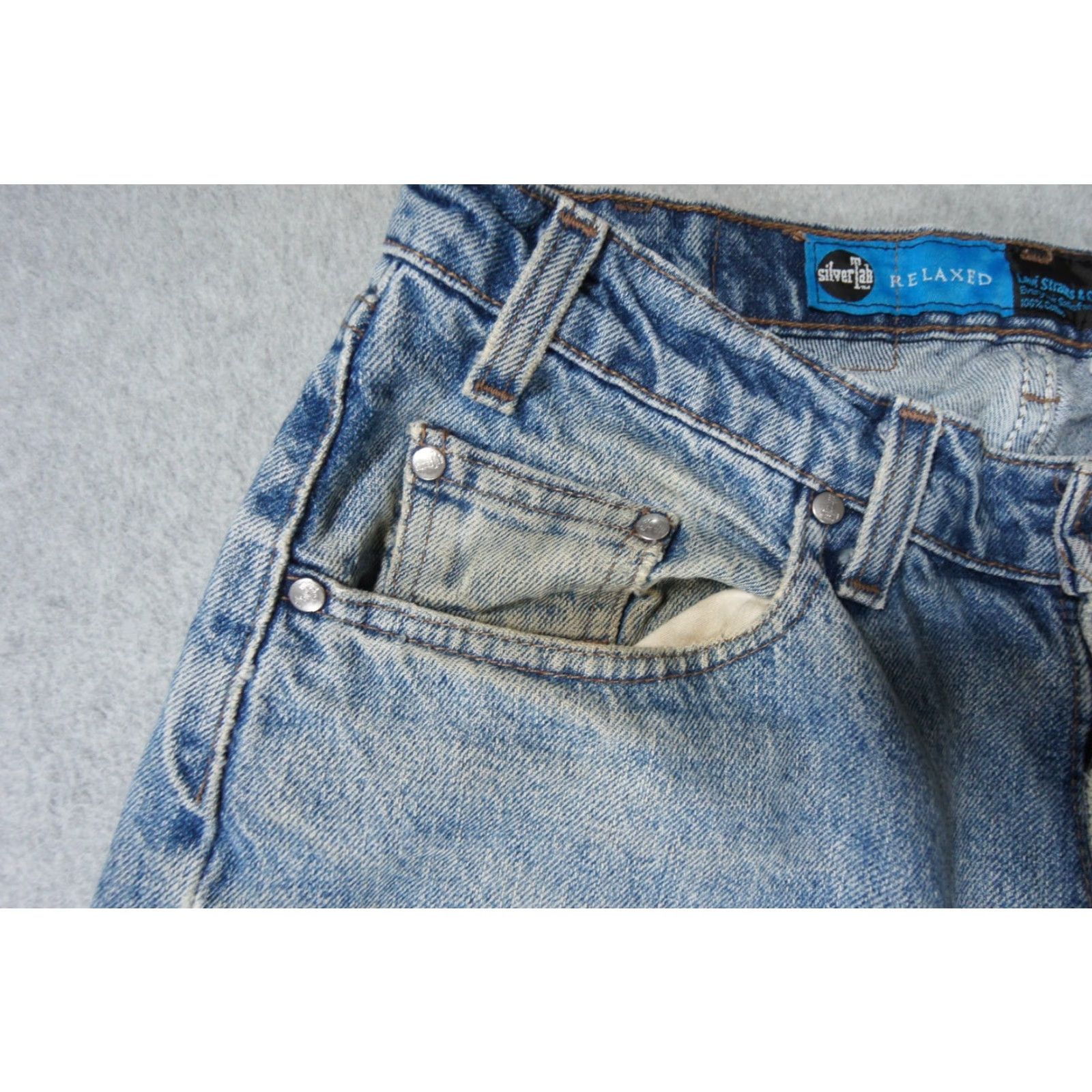 Levi's VINTAGE Levi's Silvertab Jeans Mens 33x30 Blue Denim Relaxed Fit 90s USA Jeans Mens 33x30 Blue Denim Size US 33 - 3 Thumbnail