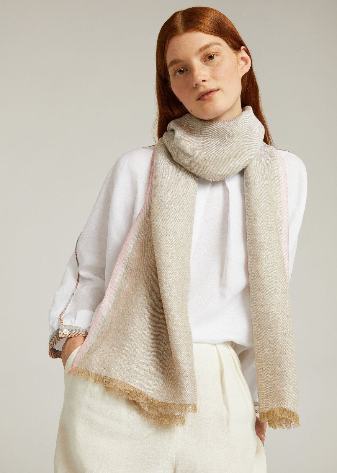 Loro Piana o1srvl11e0824 Size: OS / Tramontana Linen Scarf in Grey Size ONE SIZE - 3 Thumbnail