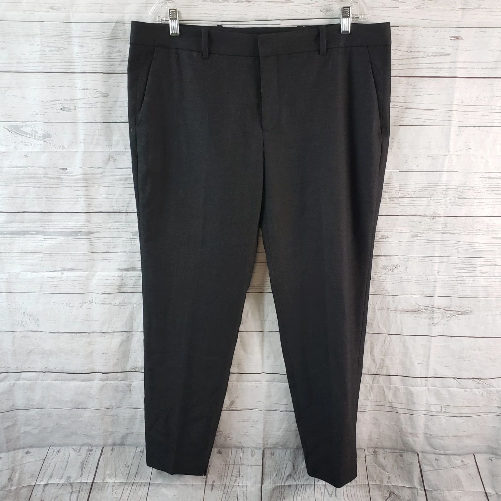 Zara Zara Women's Dress Pants Sz 12 Charcoal Gray Tapered Leg Mid Rise Dress Pants Womens 12 Gray Charcoal Shirt? Size 34" / US 12 / IT 48 - 2 Thumbnail