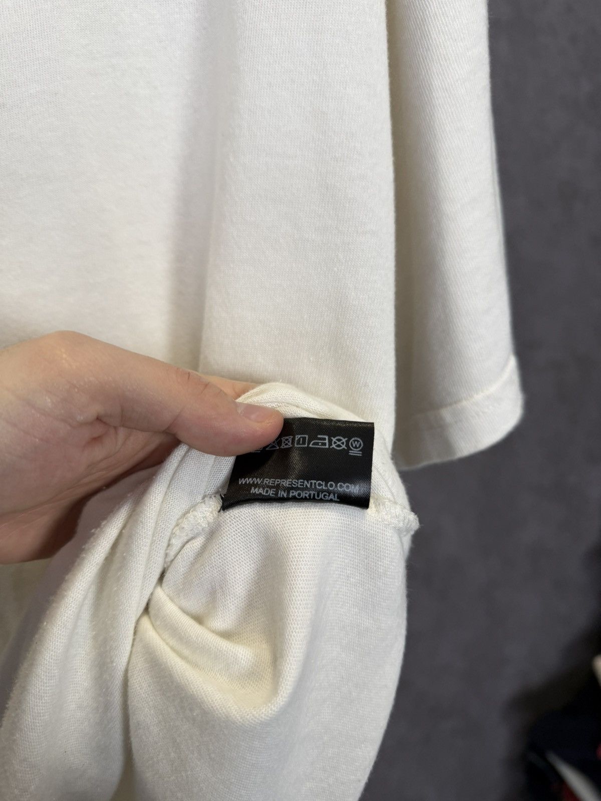 Represent Clo. Represent designer center logo tee Size US L / EU 52-54 / 3 - 6 Thumbnail