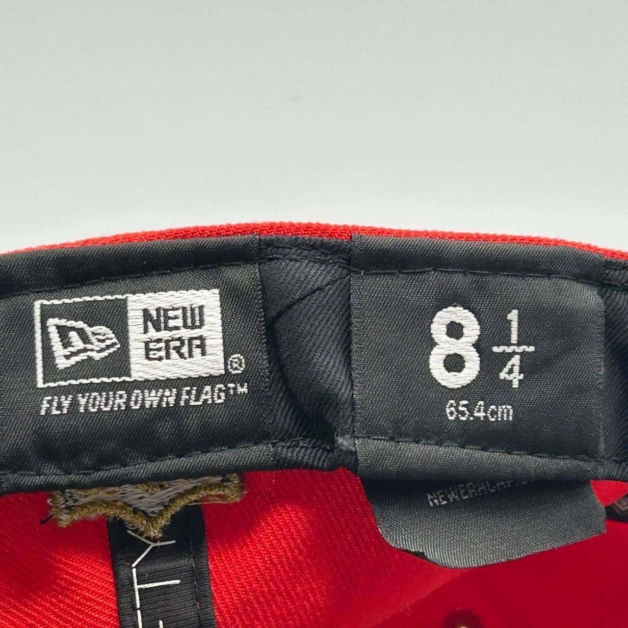 New Era Tampa Bay Buccaneers Hat Men 8 1/4 Red NFL Fitted Cap Size ONE SIZE - 7 Thumbnail