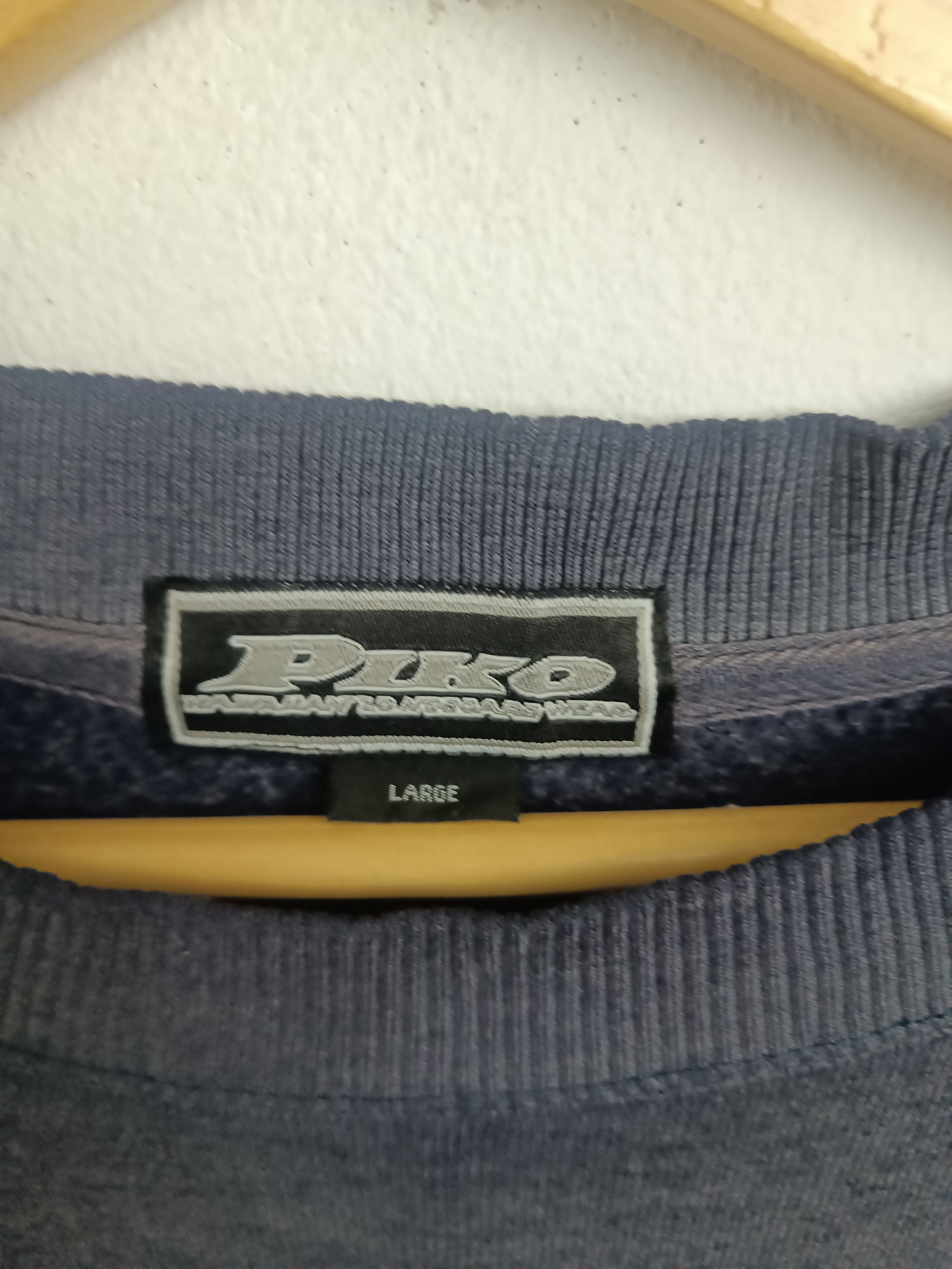 Vintage THRASHED FADED VINTAGE 90'S PIKO LONGBOARD WEAR VERY RARE Size US L / EU 52-54 / 3 - 9 Thumbnail