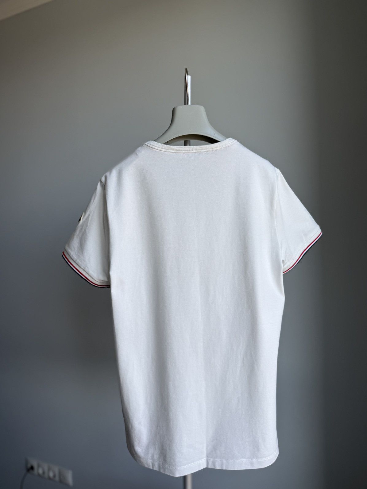 Moncler Moncler Maglia T-Shirt White Small Logo Slim Fit Size US L / EU 52-54 / 3 - 7 Thumbnail