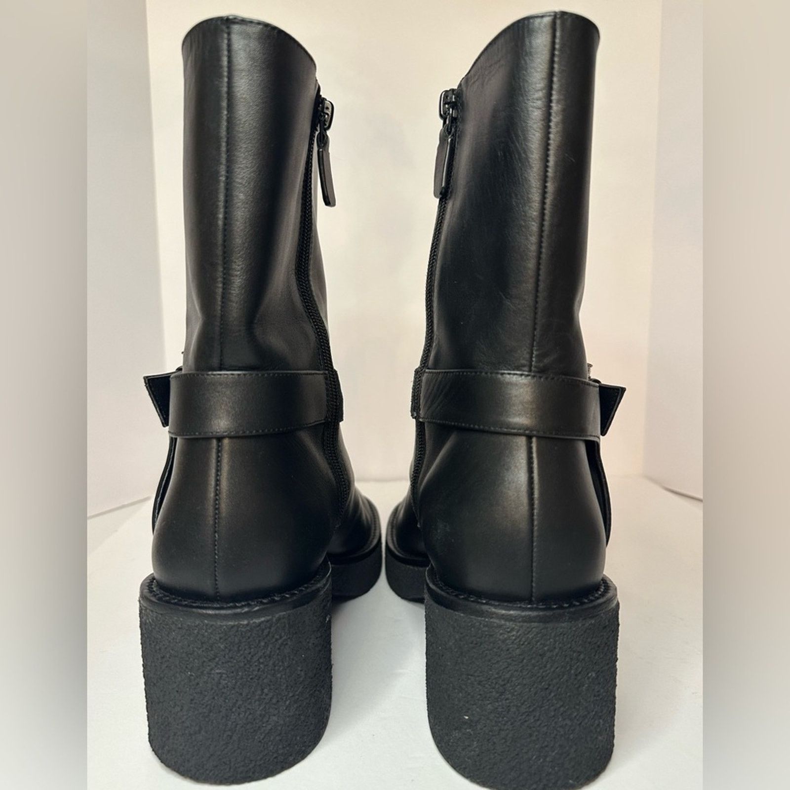 Stuart Weitzman Mountain Buckle Ankle Boots US 11 EU 41.5 Black Leather Size US 11 / IT 41 - 9 Thumbnail