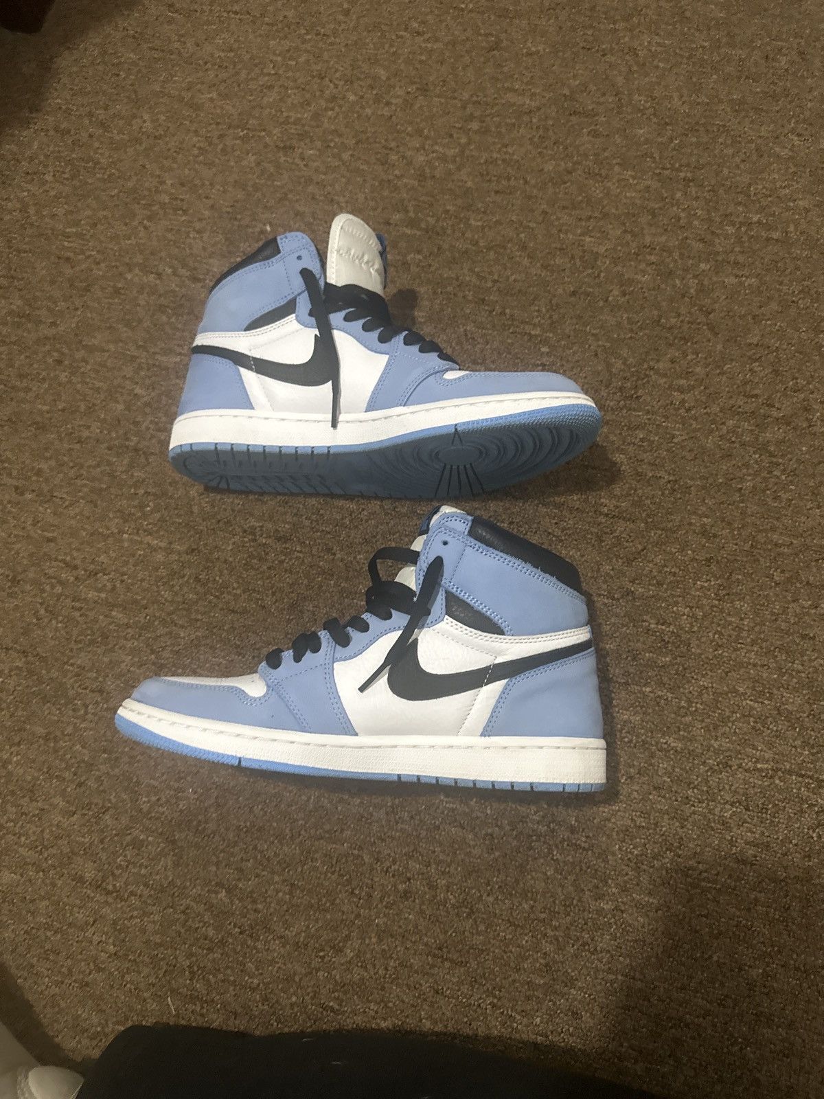 Jordan Brand Air Jordan 1 Retro High OG Size US 9.5 / EU 42-43 - 1 Thumbnail