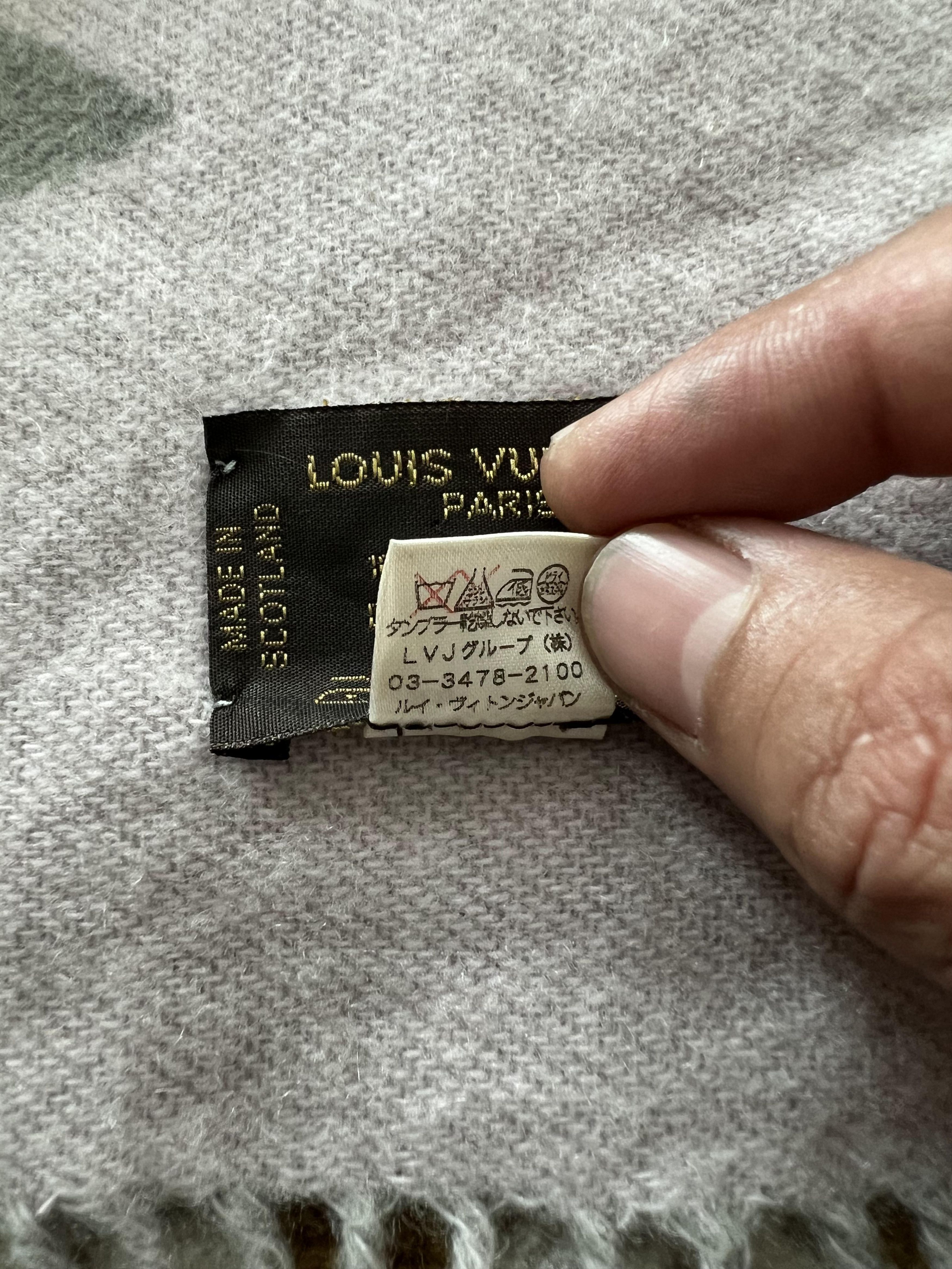 Louis Vuitton Louis Vuitton Reykjavik Muffler Scarf Cashmere Grey Size ONE SIZE - 7 Thumbnail