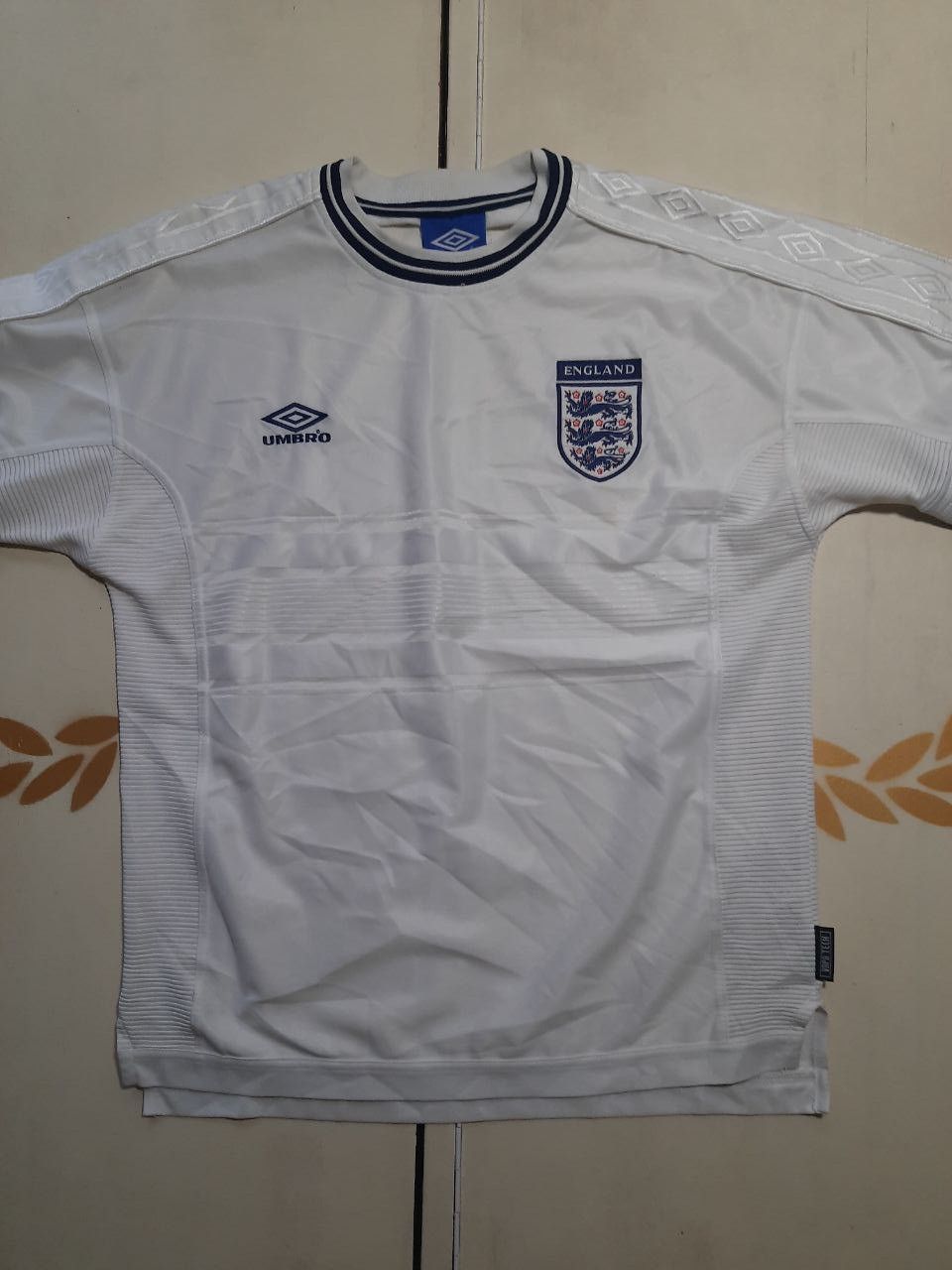 Umbro Umbro England Jersey 1999-2001 Size US L / EU 52-54 / 3 - 4 Thumbnail
