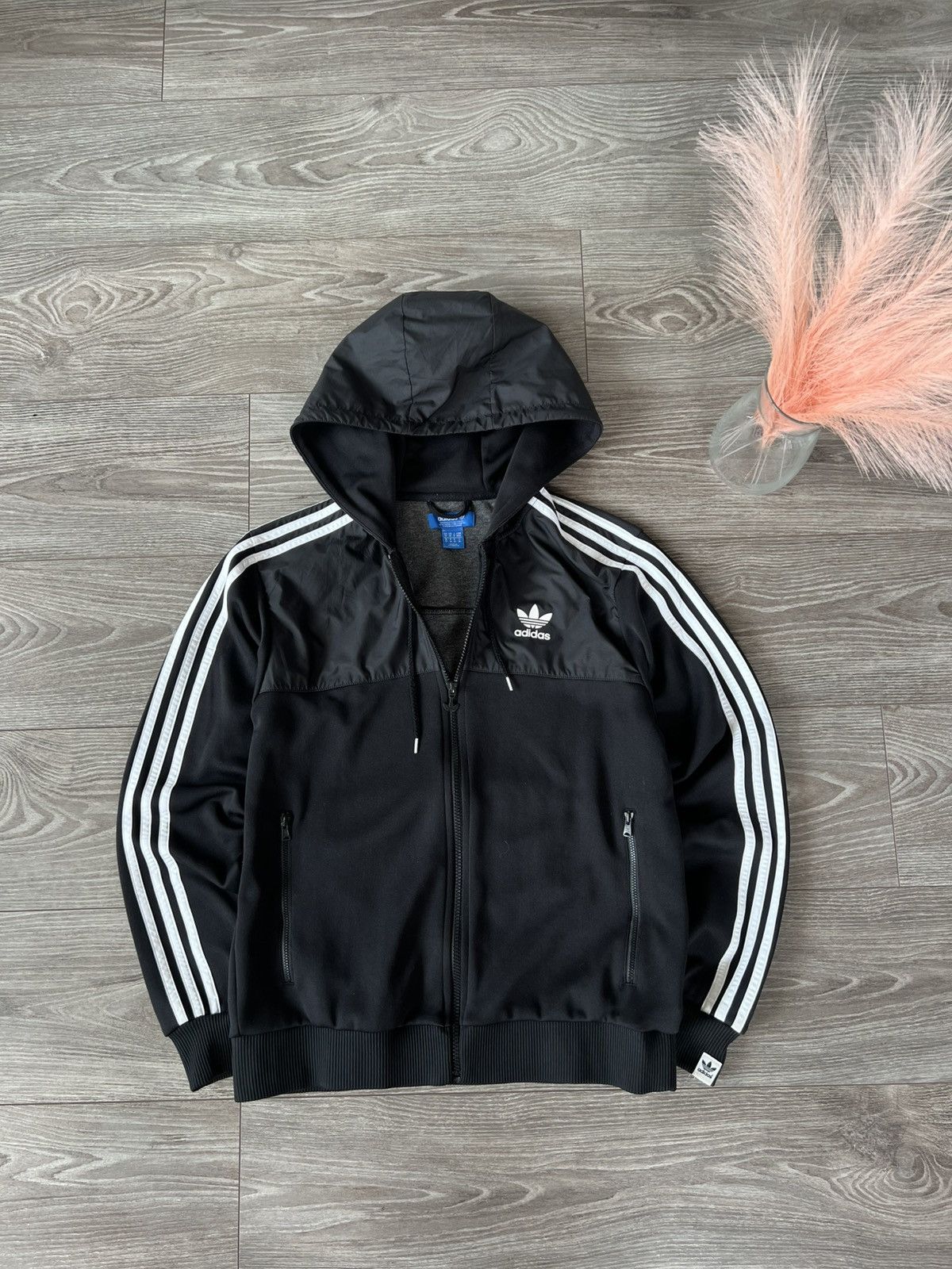 Adidas Archival Adidas Three Stripes Avant Garde Nylon Jacket Size US M / EU 48-50 / 2 - 3 Thumbnail