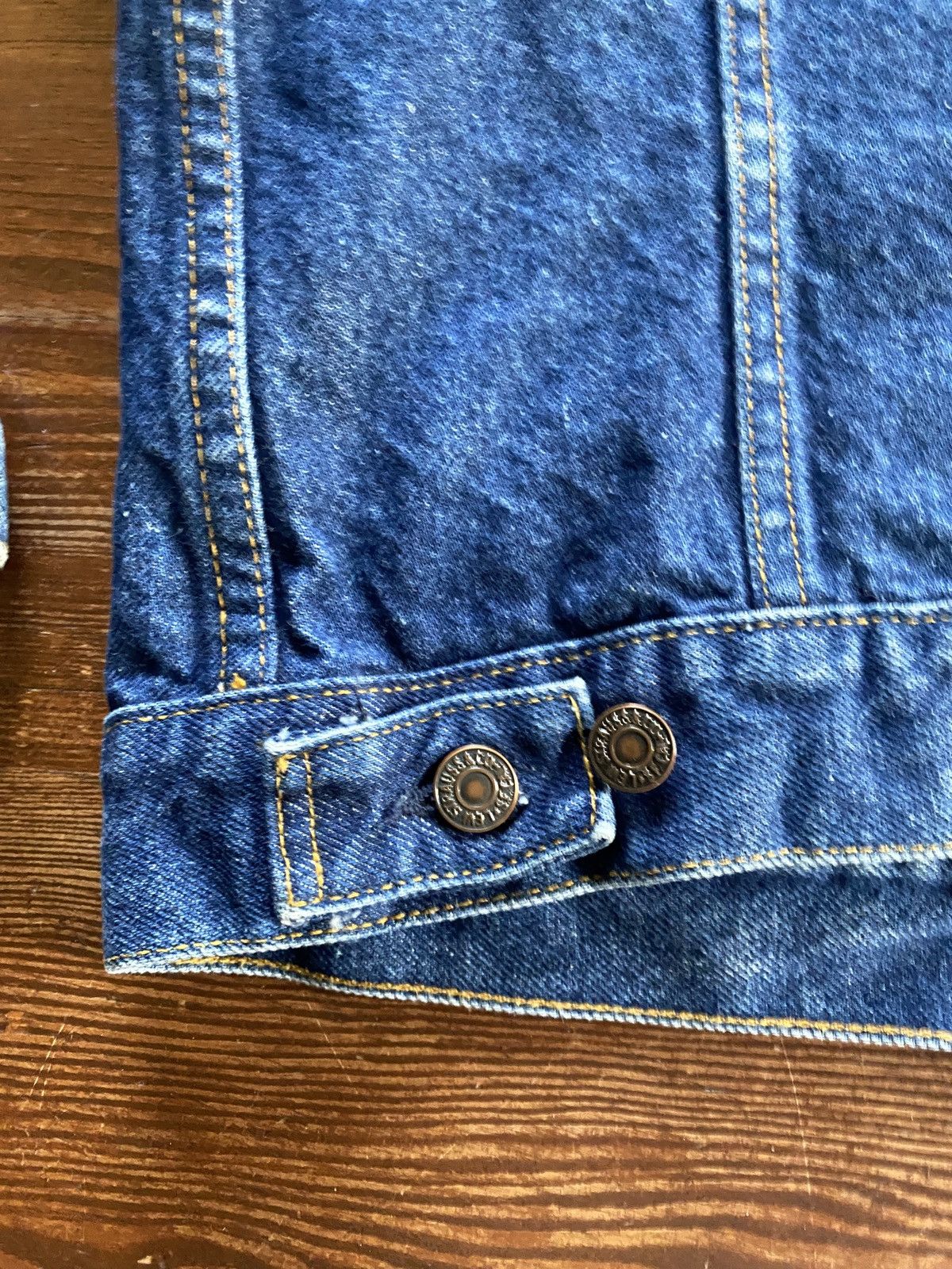 Levi's Vintage 80’s Levi’s Denim Trucker Jean Jacket Short Size US M / EU 48-50 / 2 - 20 Thumbnail
