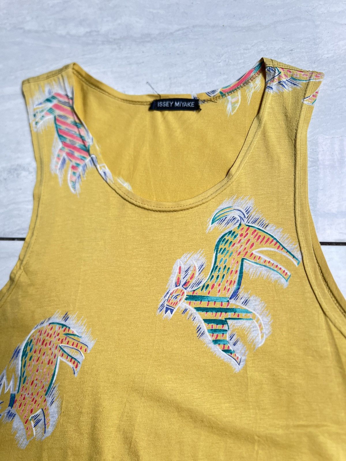 Issey Miyake ISSEY MIYAKE Yellow Tank Top Animal Print Size US XS / EU 42 / 0 - 9 Thumbnail