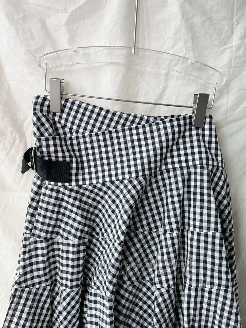 Comme des Garcons Comme des Garcons size M Black and White Plaid Asymmetrica Size 23" - 5 Thumbnail