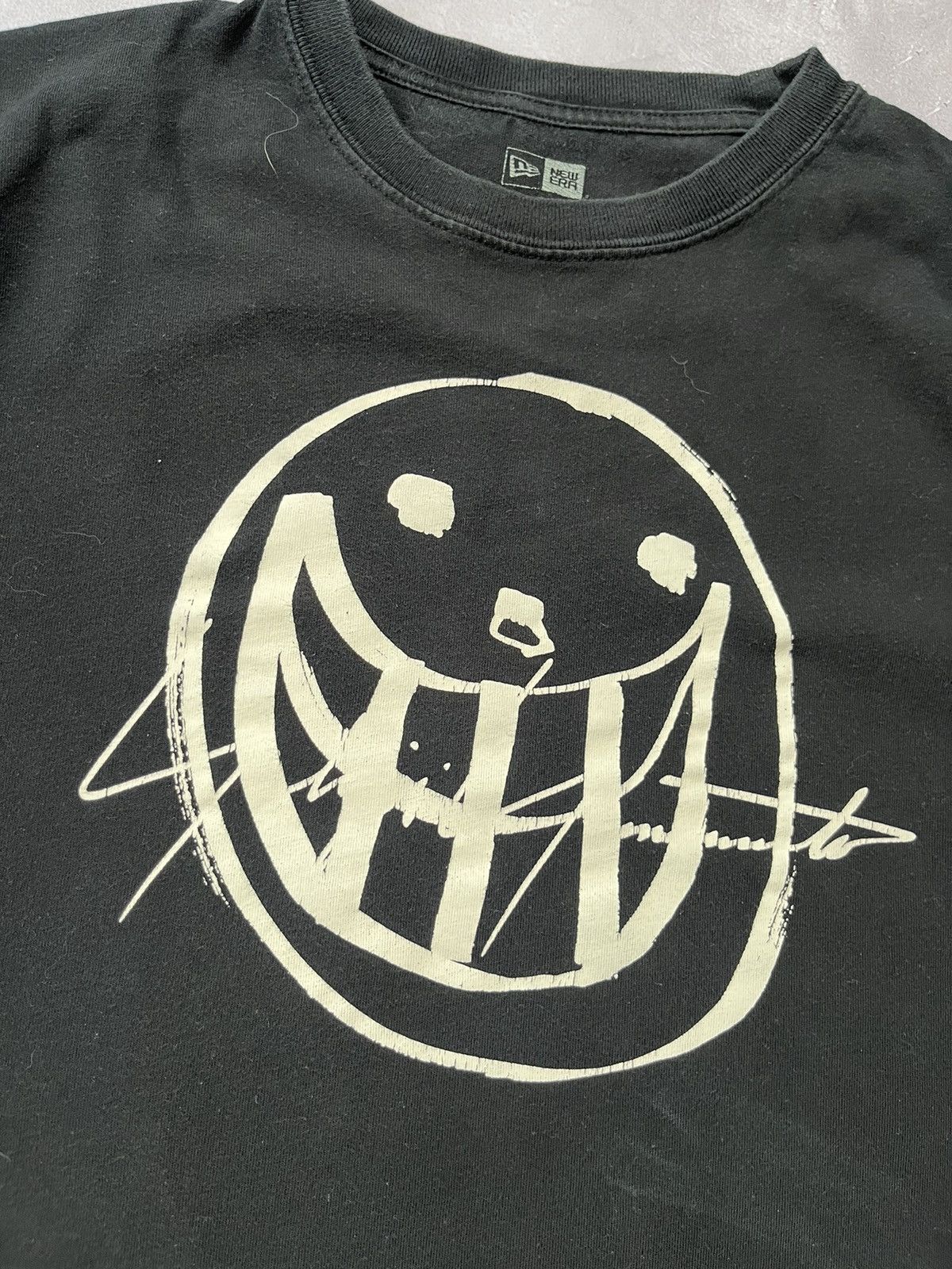 New Era × Yohji Yamamoto Rare New Era X Yohji Yamamoto Black T-Shirt Tee Size L / 4 Size US L / EU 52-54 / 3 - 3 Thumbnail