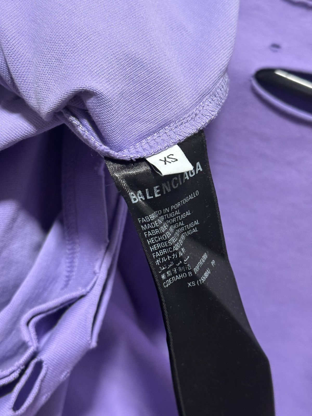 Balenciaga Balenciaga Distressed Oversized Tee Size US XS / EU 42 / 0 - 6 Thumbnail