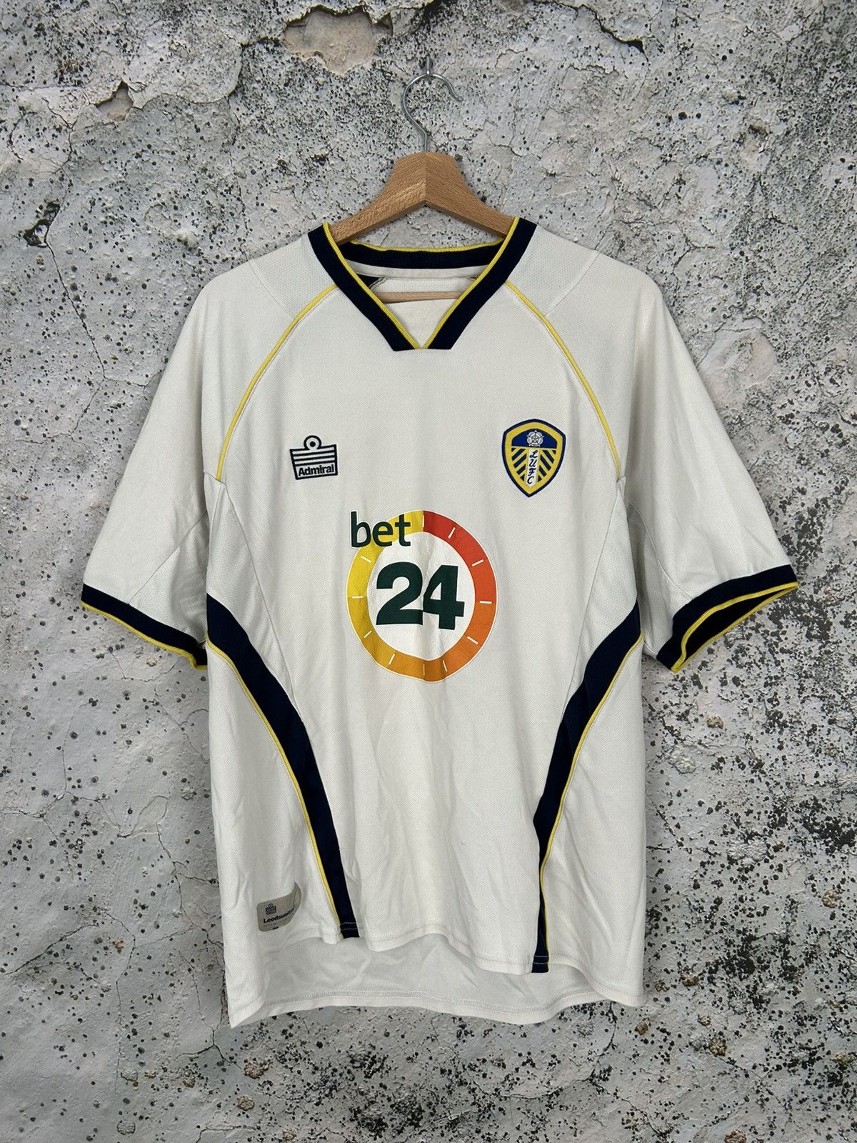 Vintage Vintage Leeds Admiral Soccer Jersey Football Sportswear Size US M / EU 48-50 / 2 - 1 Thumbnail