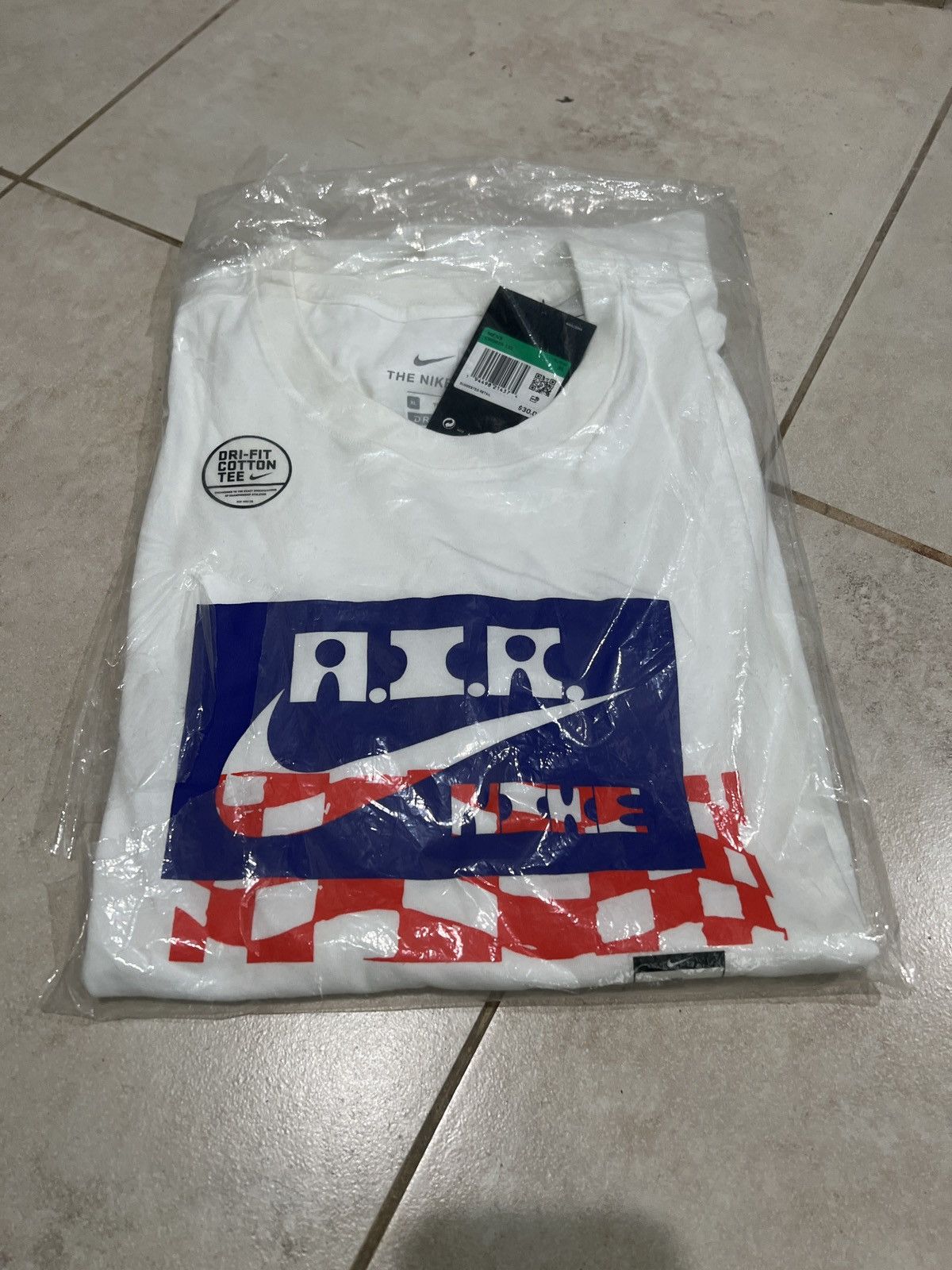 NIKE DRI-FIT A.I.R. CHAZ BUNDICK