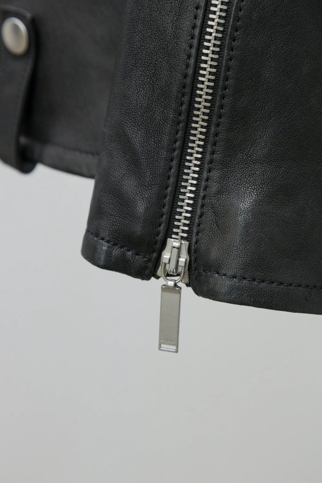 Saint Laurent Paris Saint Laurent SS/18 Leather Biker-Style Jacket Size M / US 6-8 / IT 42-44 - 3 Thumbnail