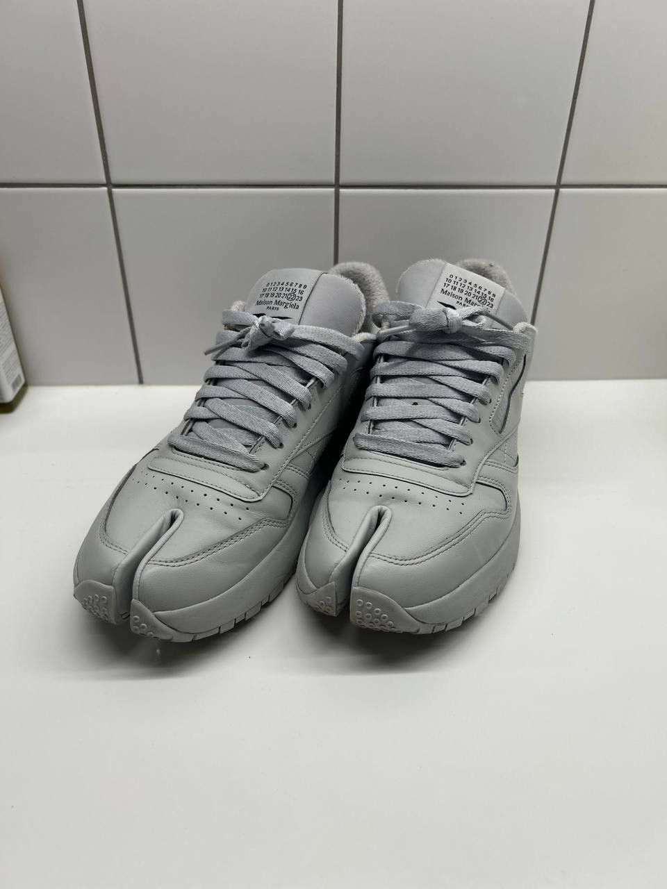 Maison Margiela × Reebok Maison Margiela x Reebok Classic Leather Tabi Size US 9 / EU 42 - 3 Thumbnail